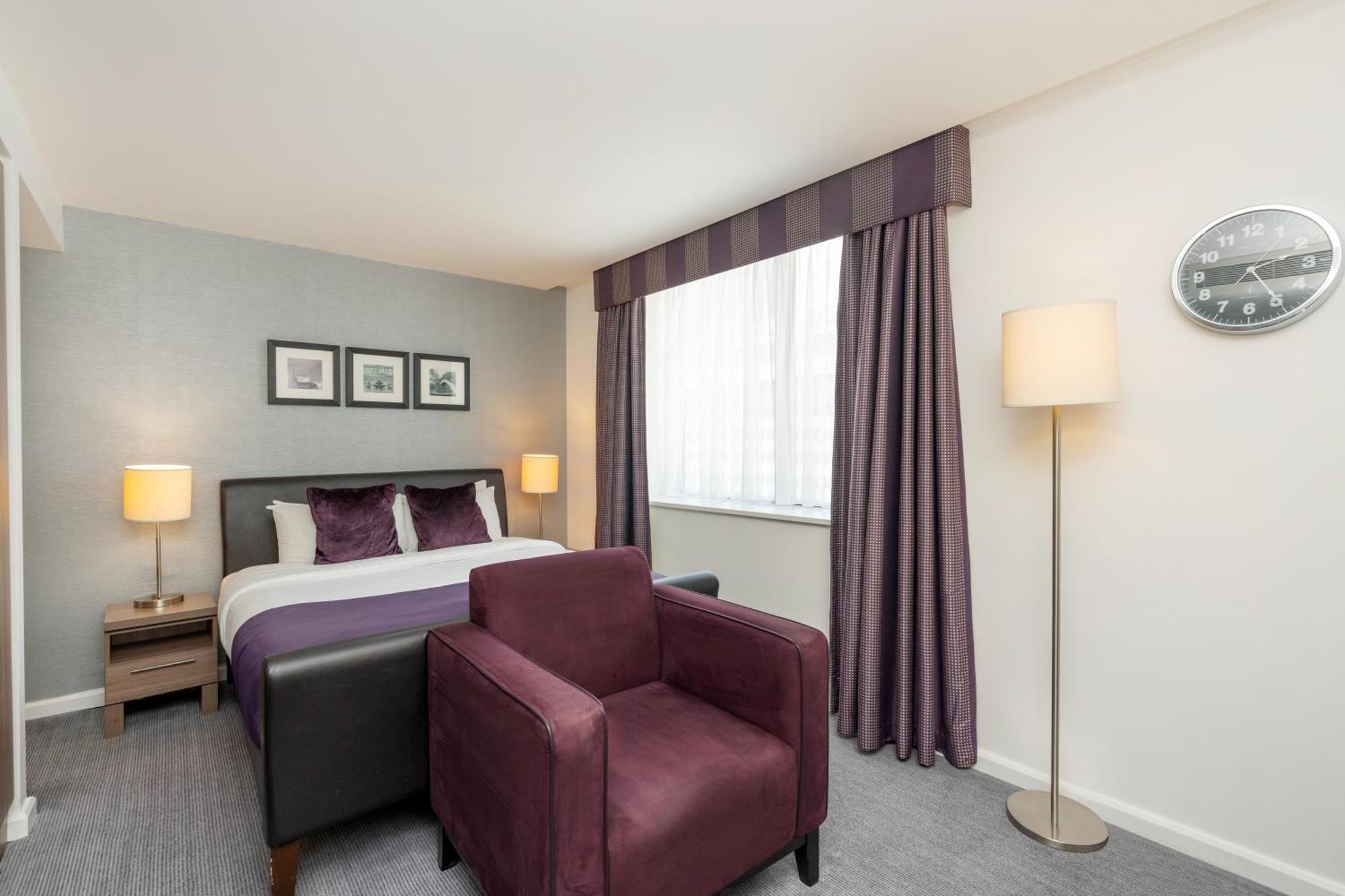 King Studio Suite City View