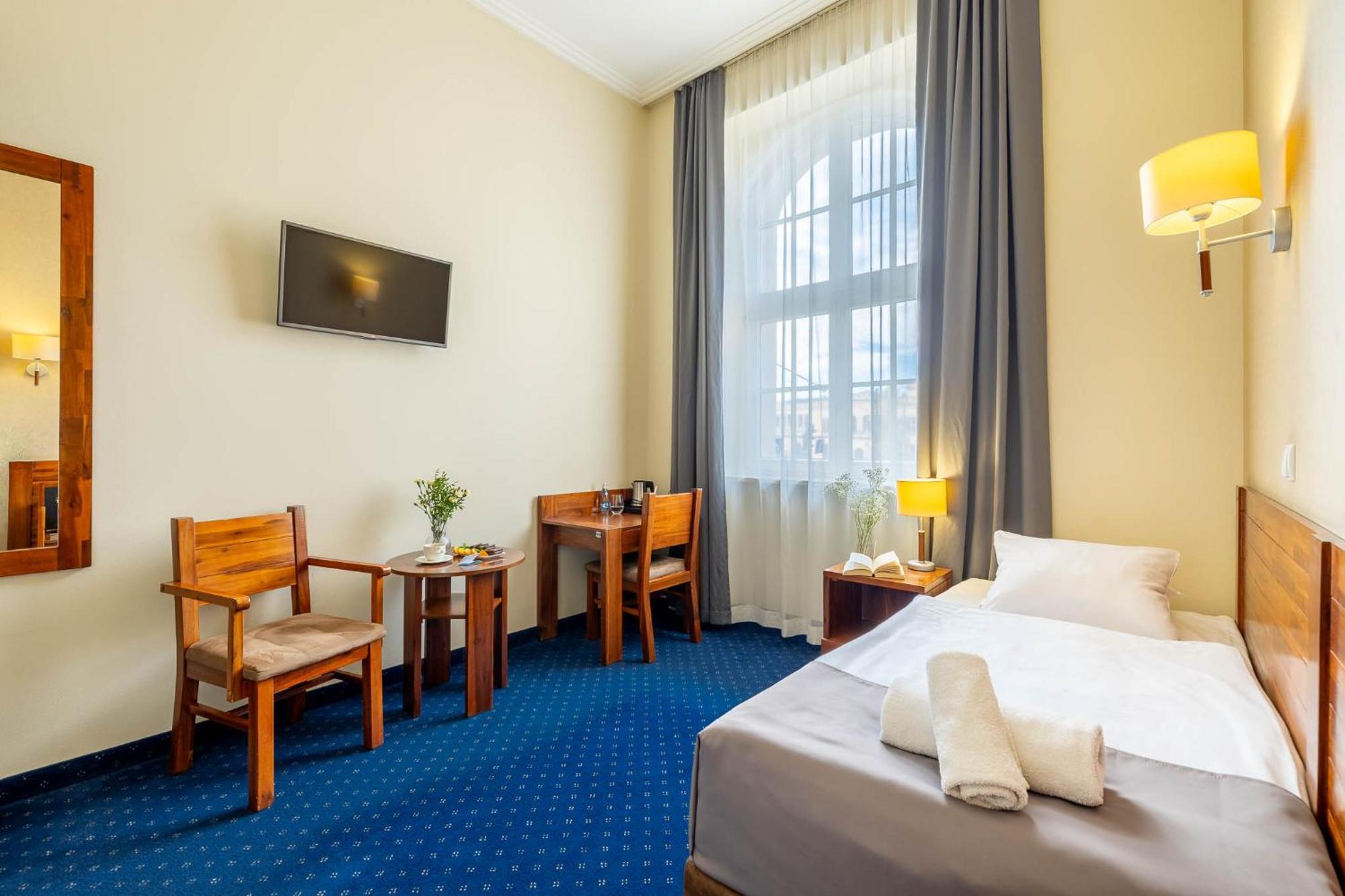 Single Room