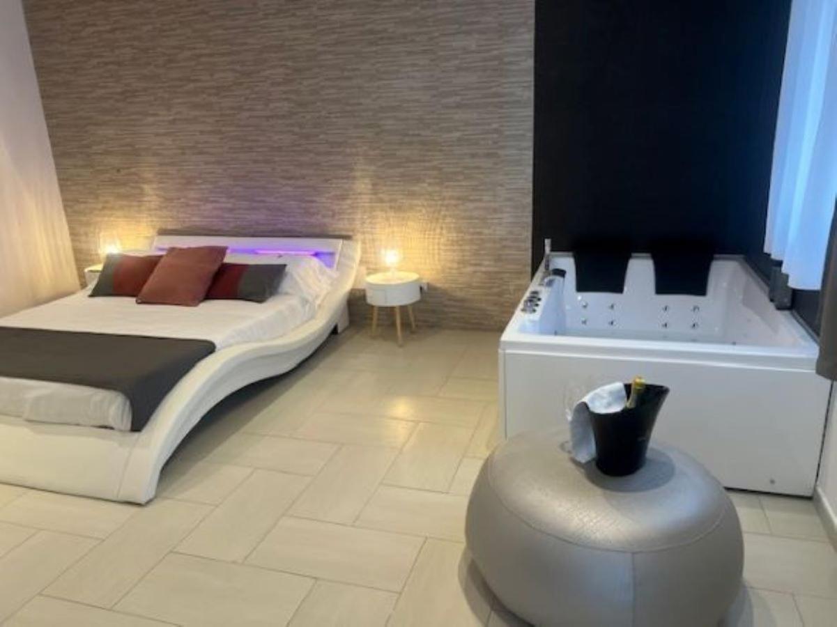 Double Room Spa Bath