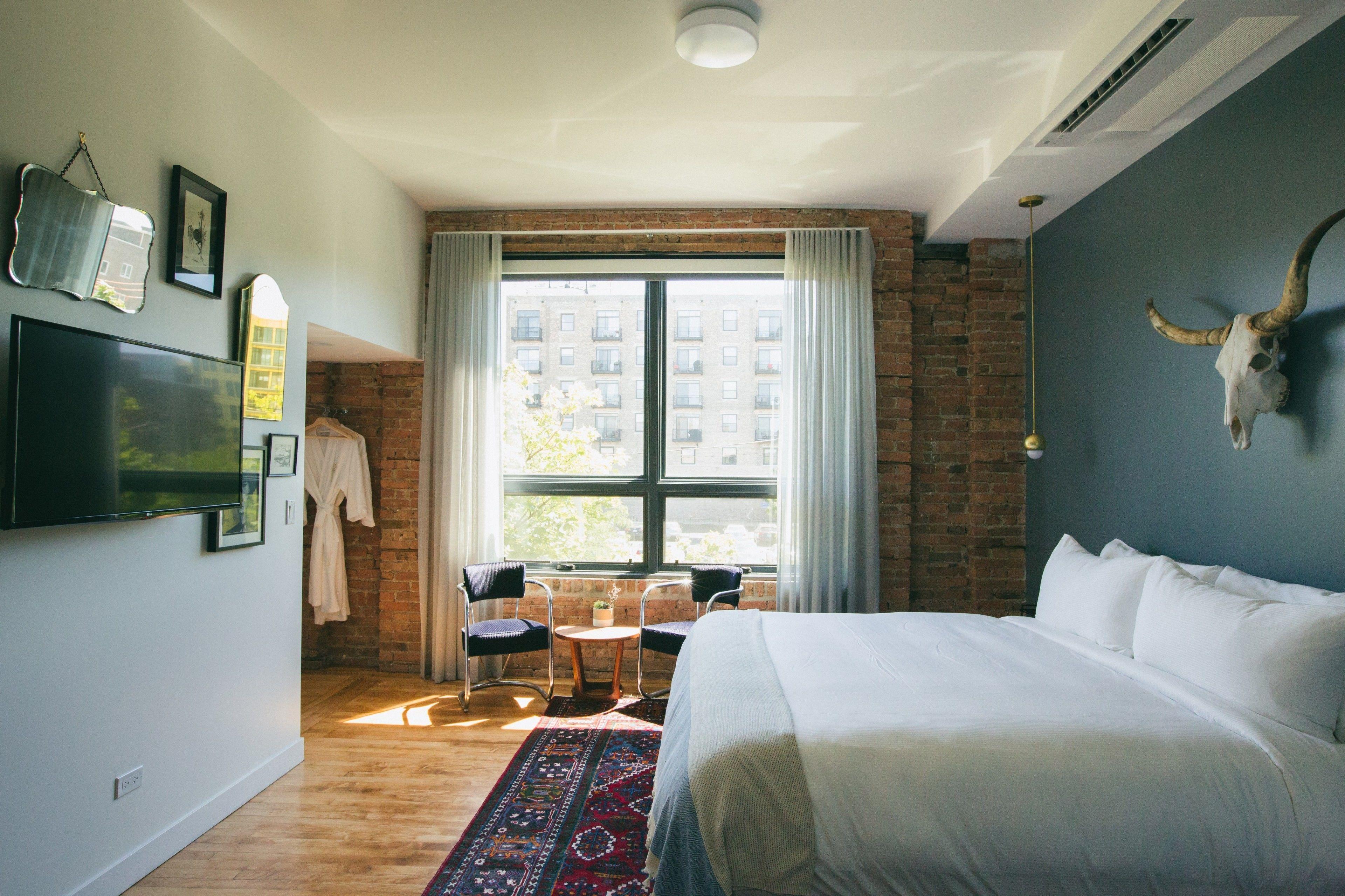 Dybek Room