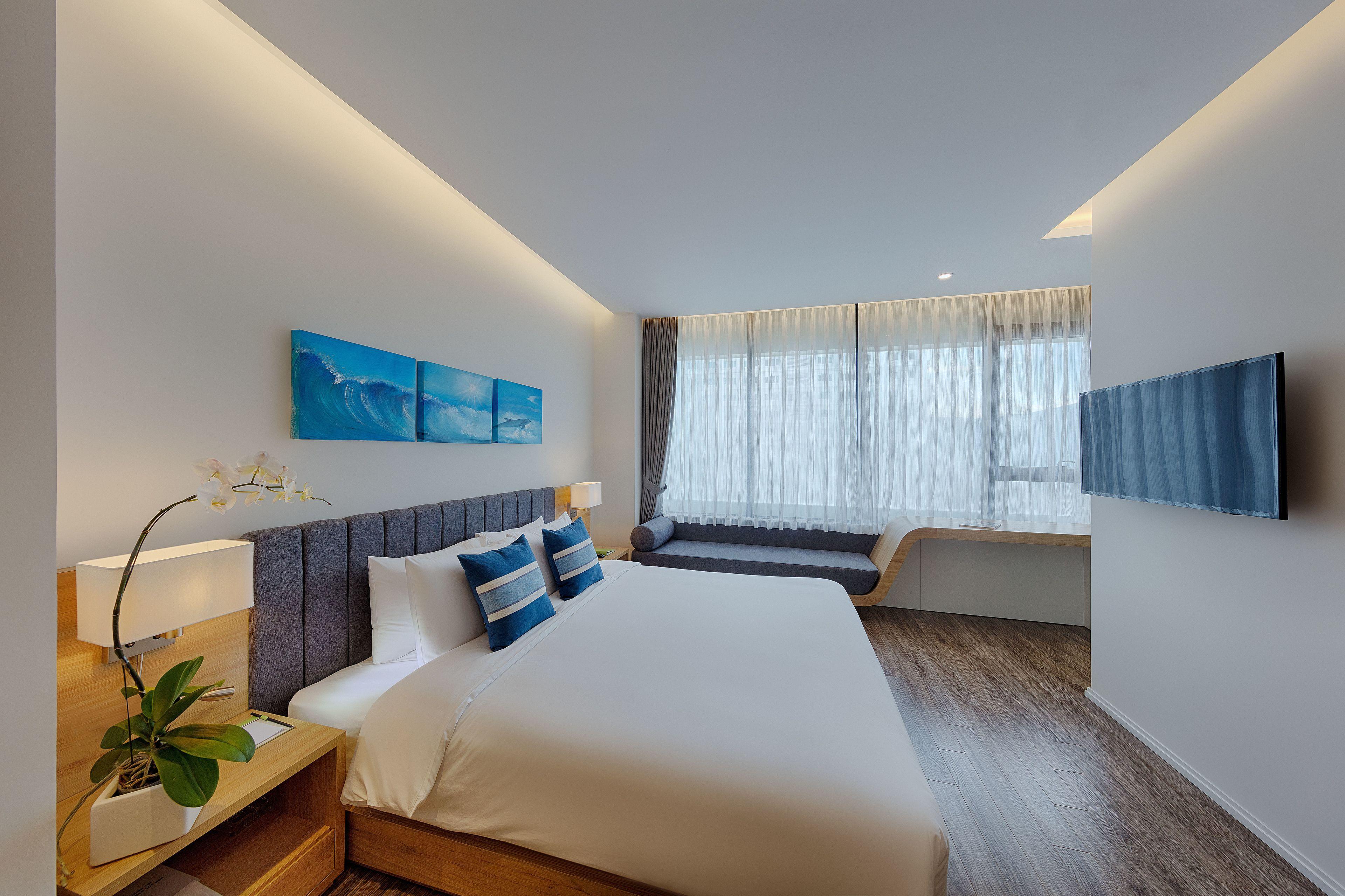 Deluxe Double Room Partial Sea View