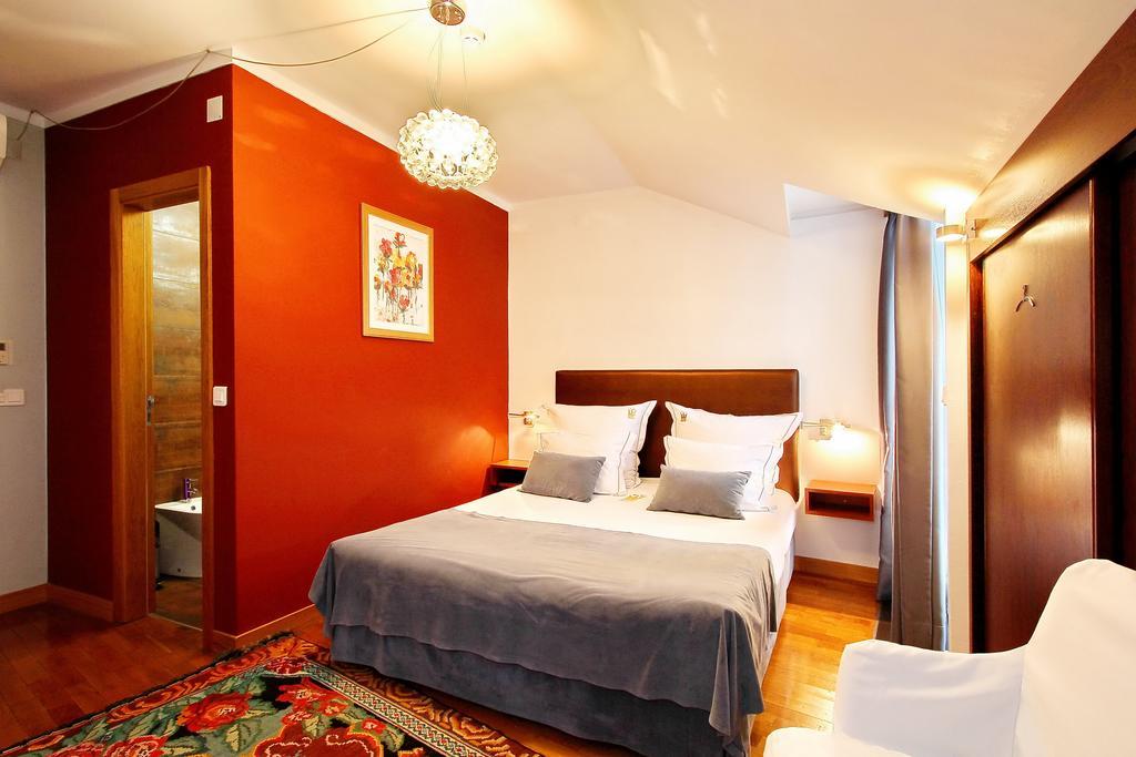 Quarto Superior com Cama de Casal ou 2 de Solteiro