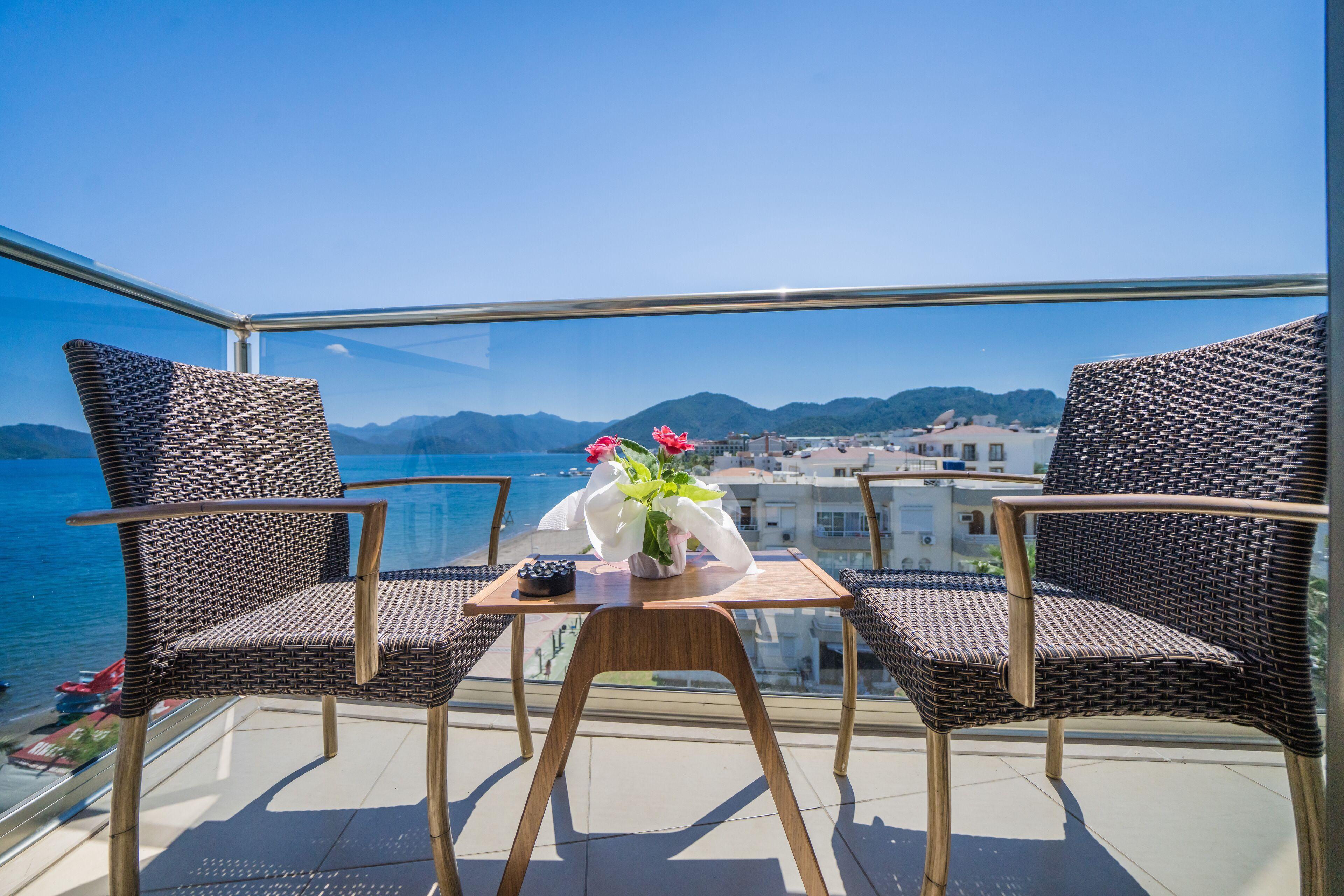 Standard Room Side Sea View