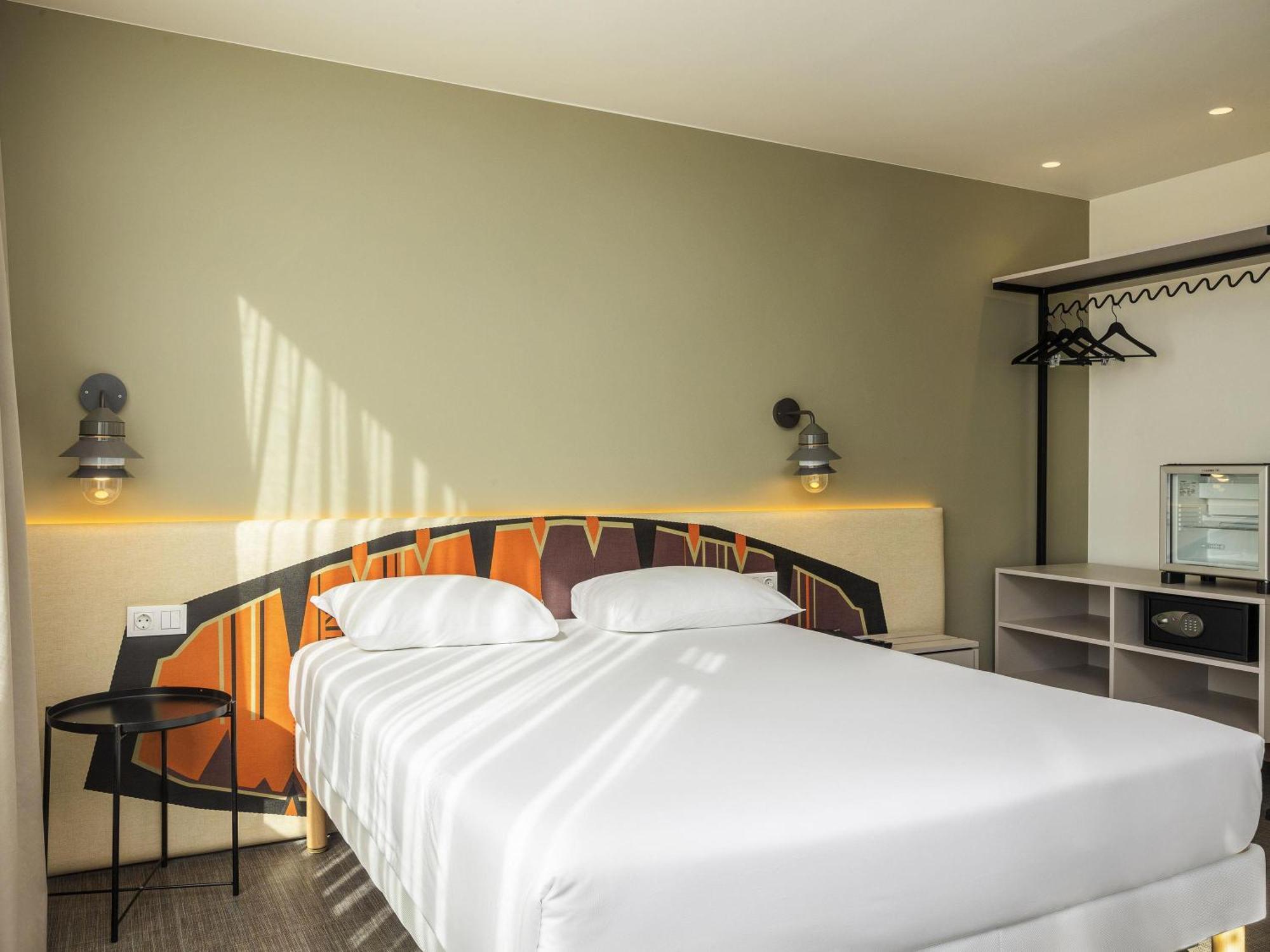 Large Double Room Balcony View