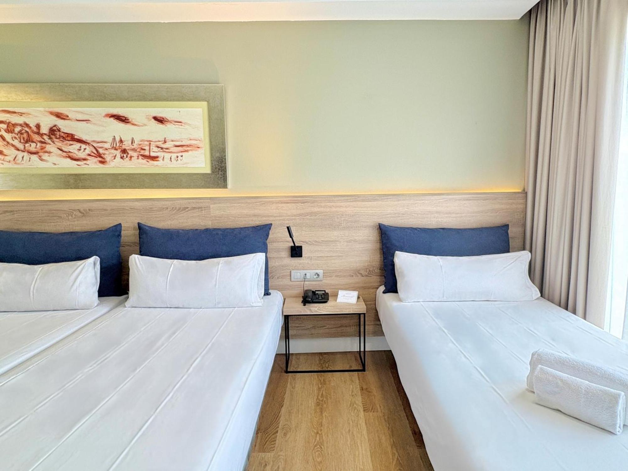 Twin Room Extra Bed