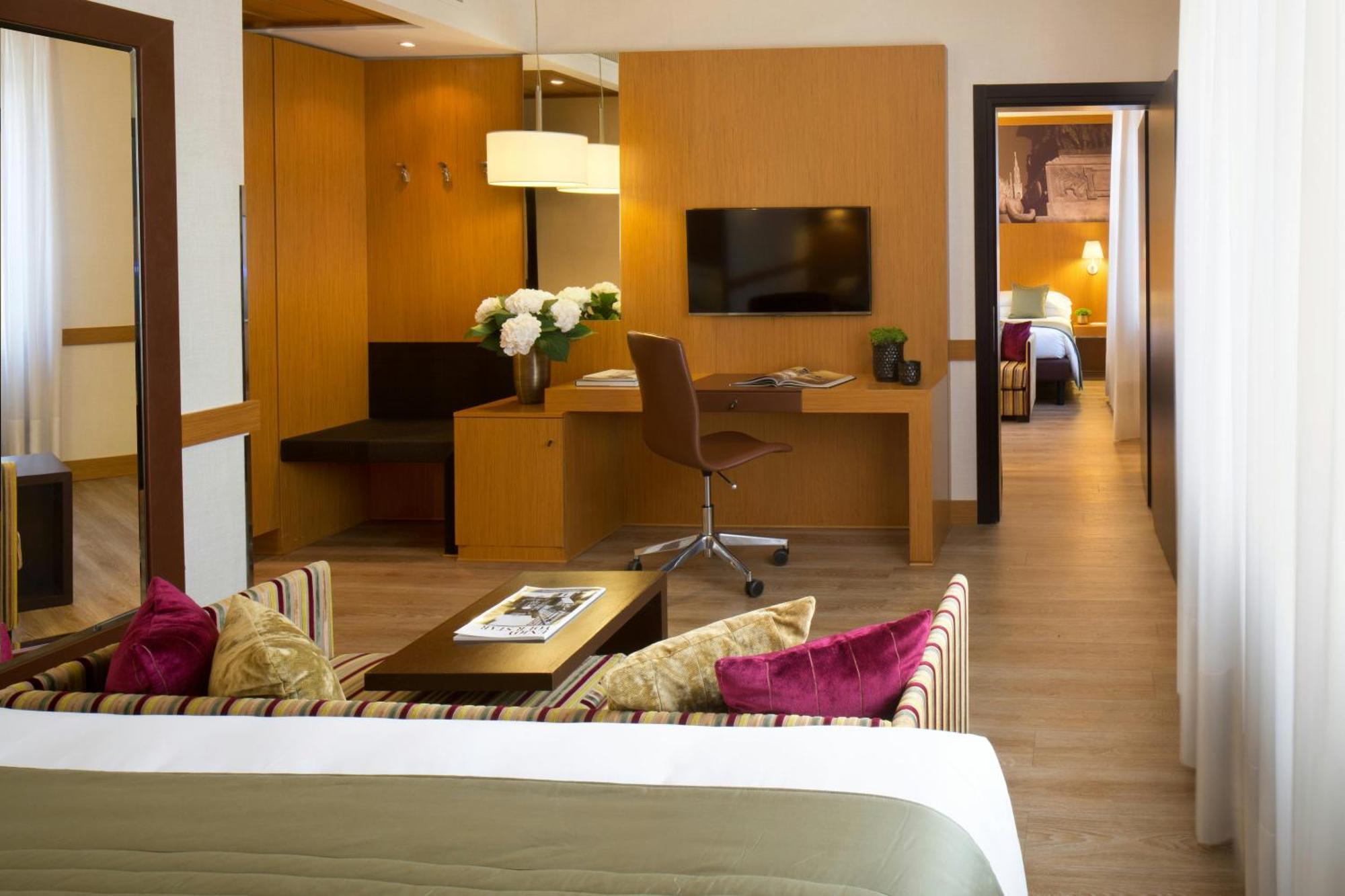 Quarto Família (2 Adultos + 2 Crianças)