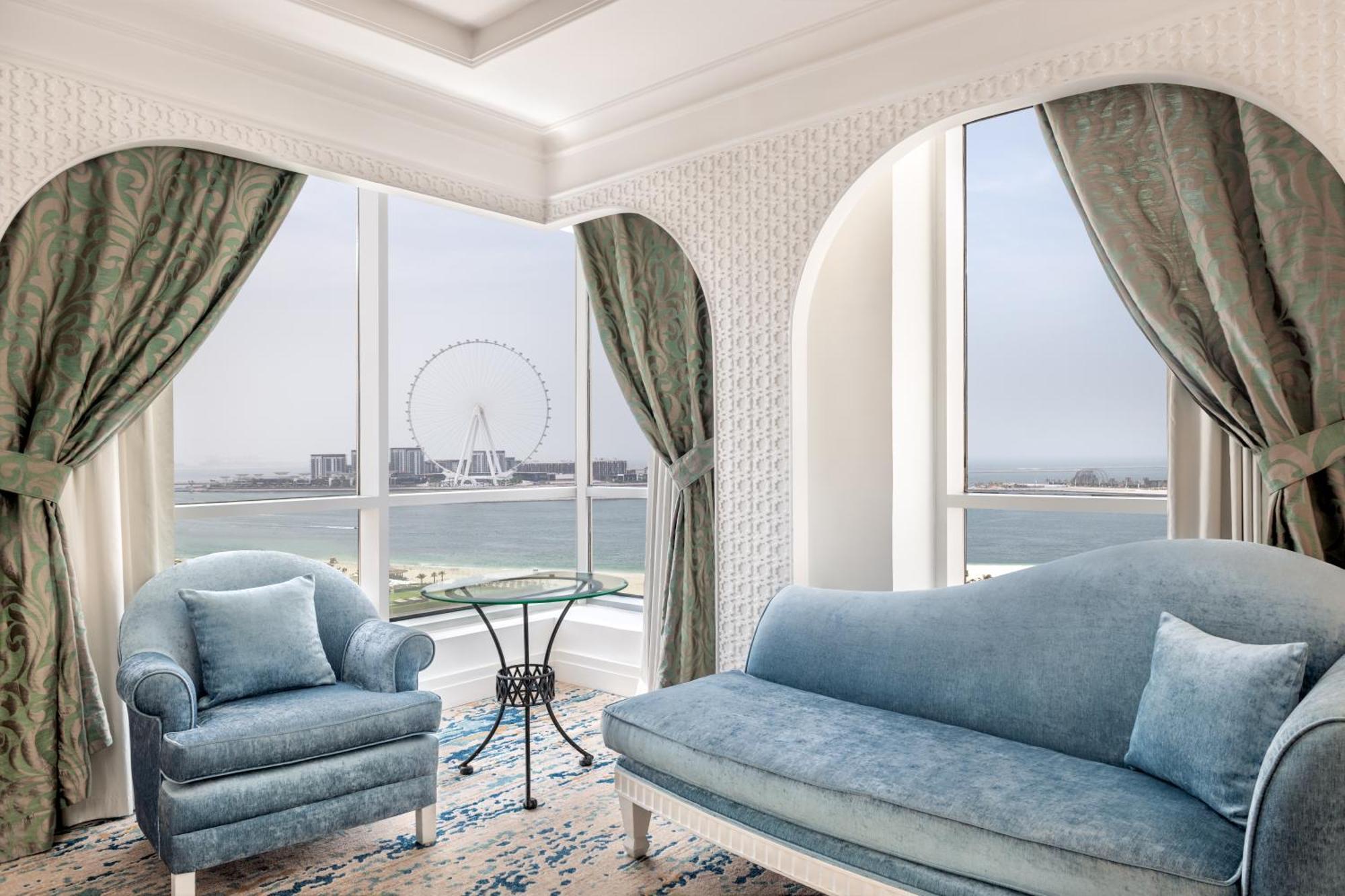 Tower Oceanfront Room – Stunning Sea Views Private Beach Access SPA & Laundry Valid stays until Dec 20th 2026