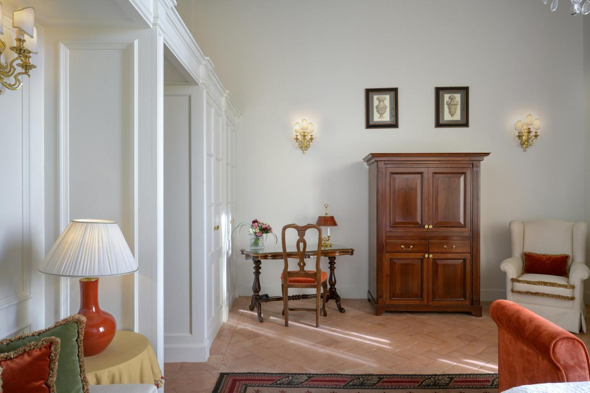 Deluxe Double or Twin Room View