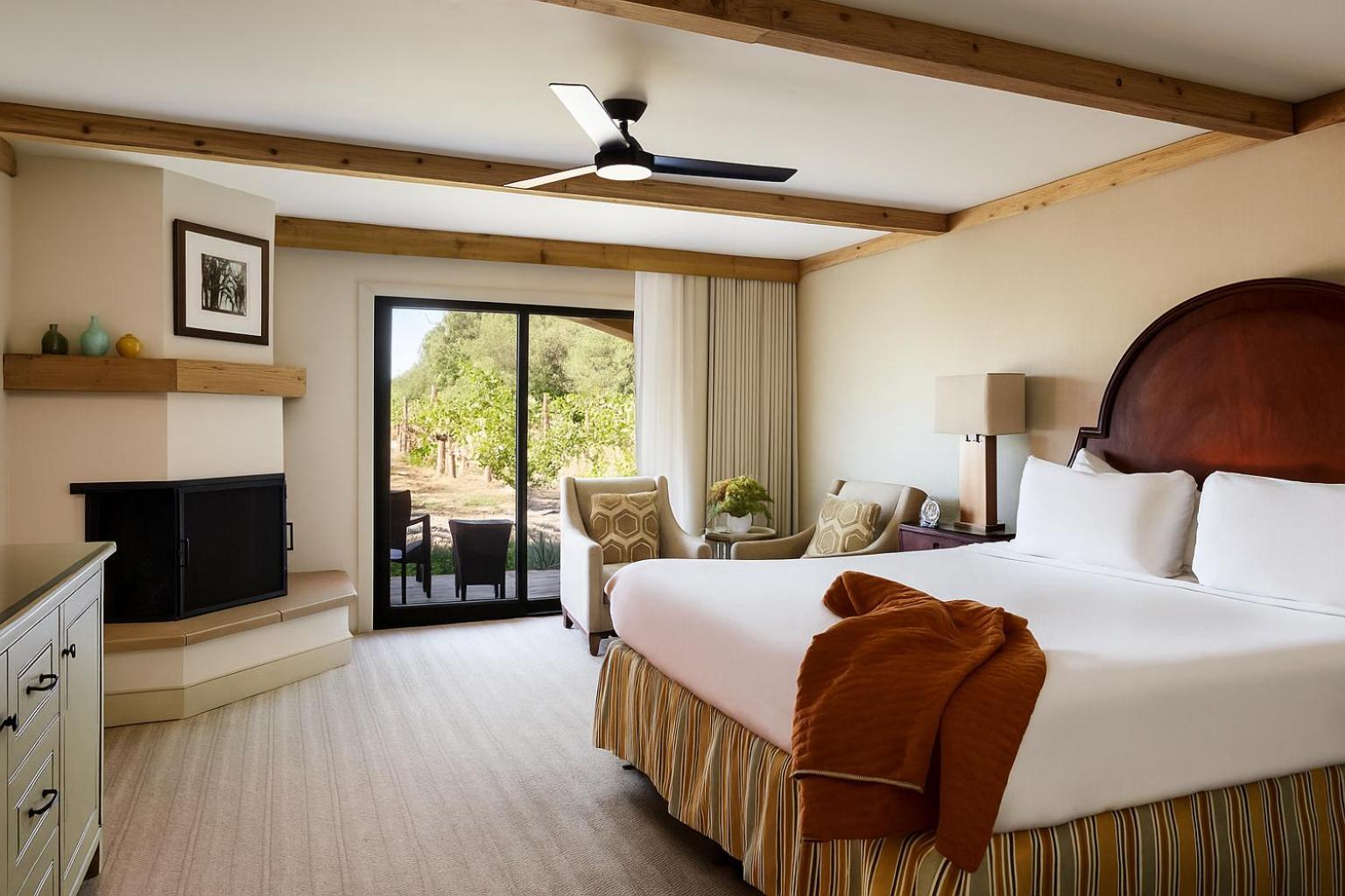 King Room Vineyard View