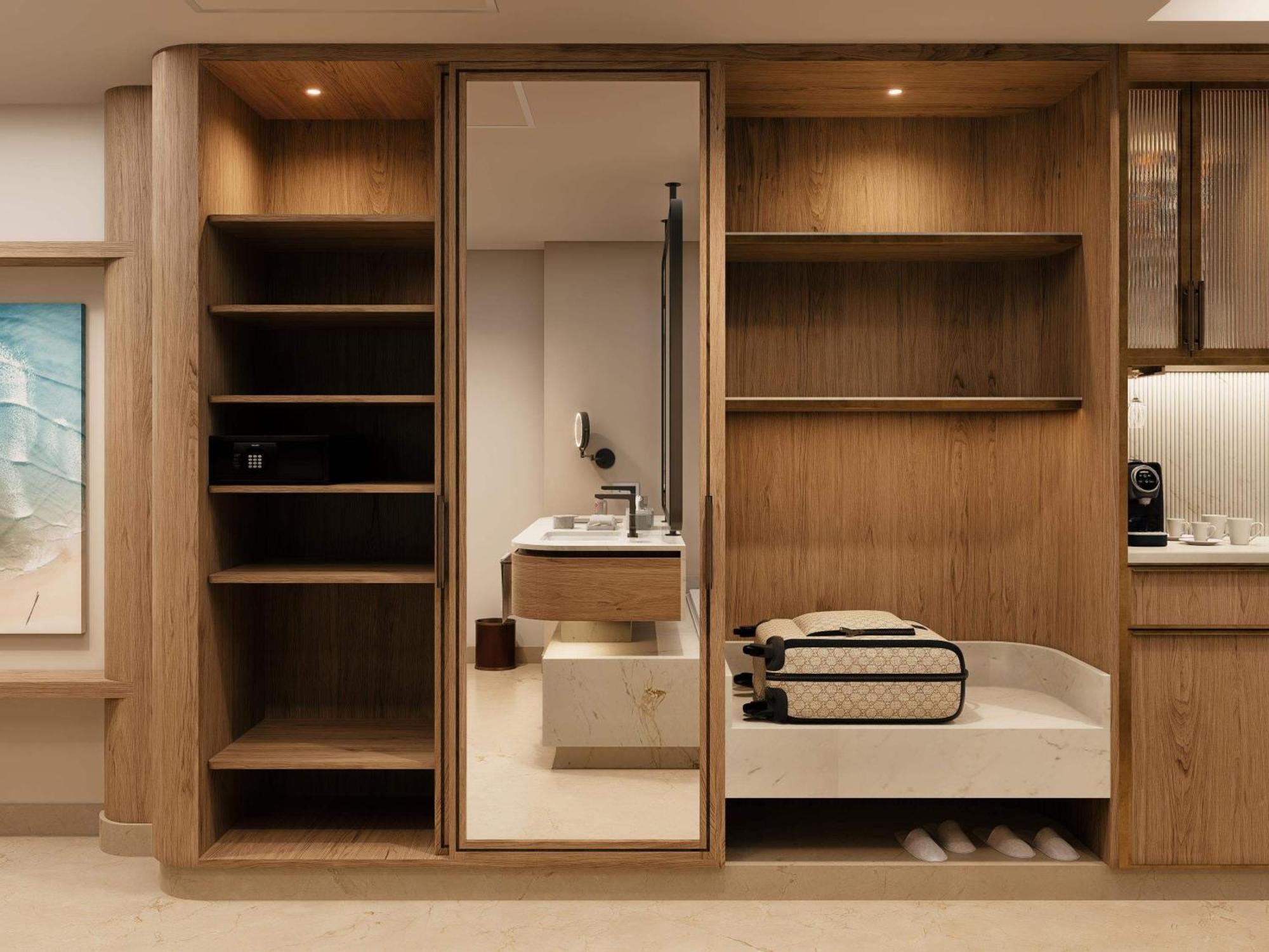 Superior Two Bedroom Presidential Suite Ocean View - Kids & Teens Free