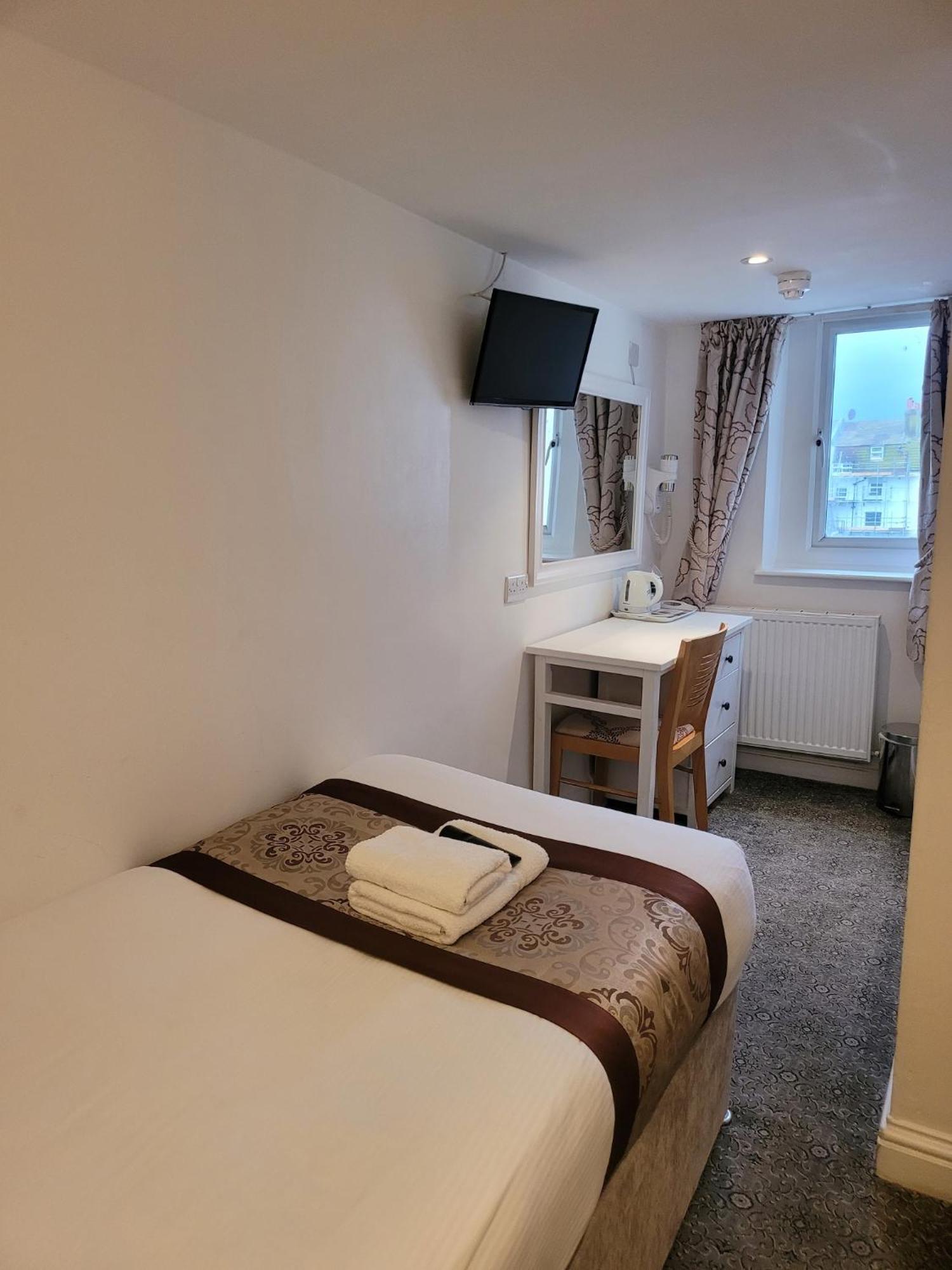 En Suite Single Room