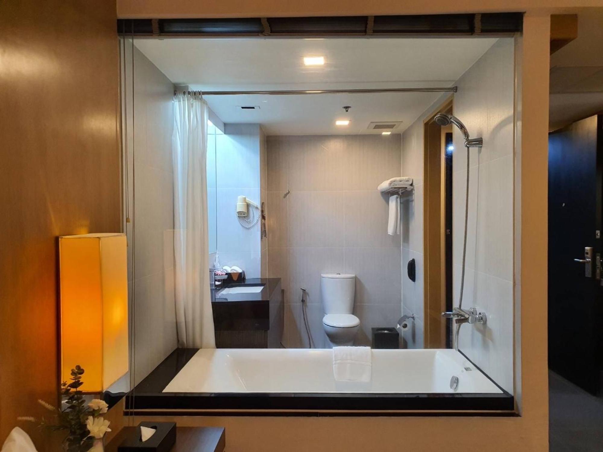 Deluxe King Room Balcony