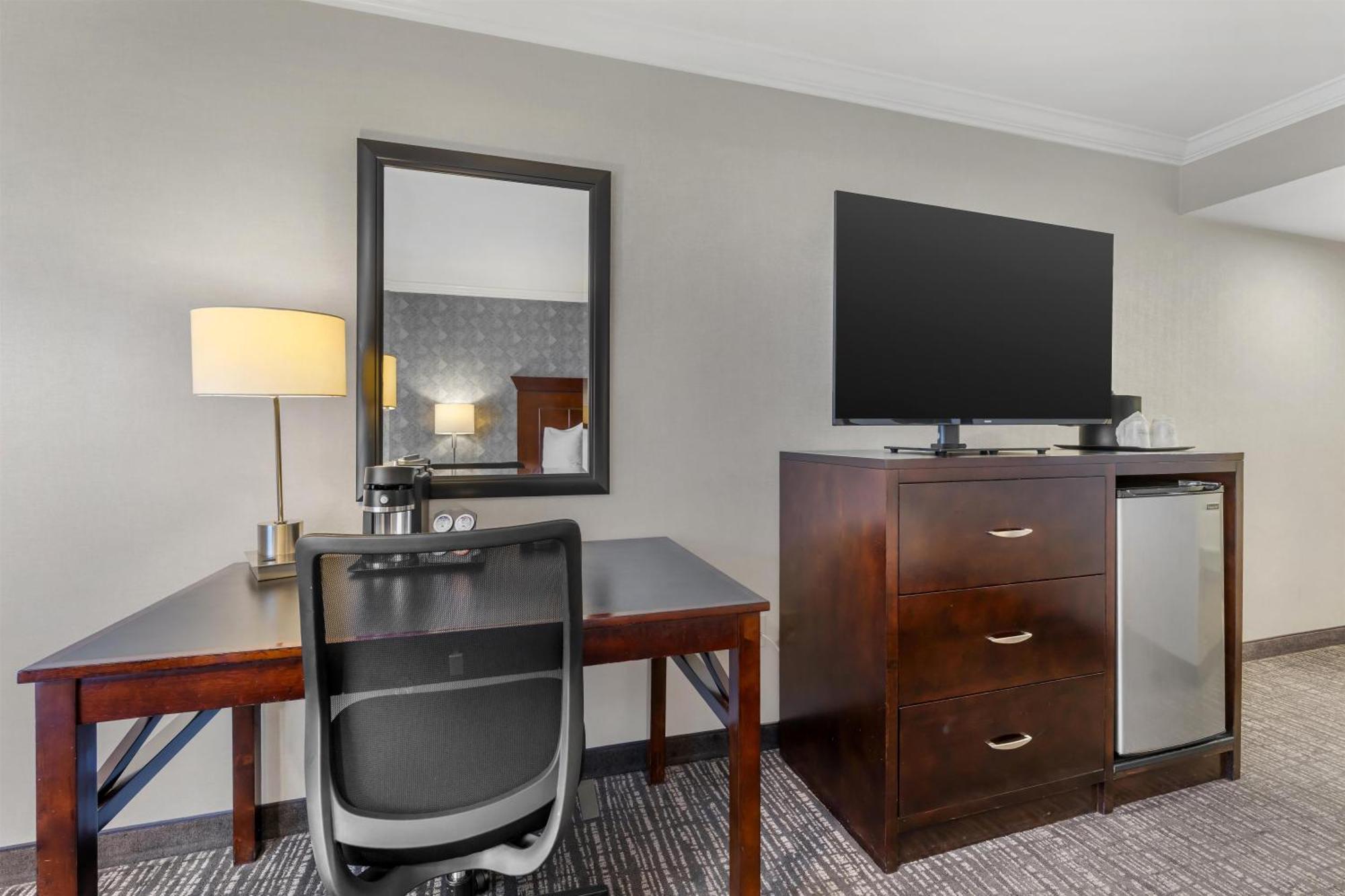 Deluxe Zimmer mit Kingsize-Bett