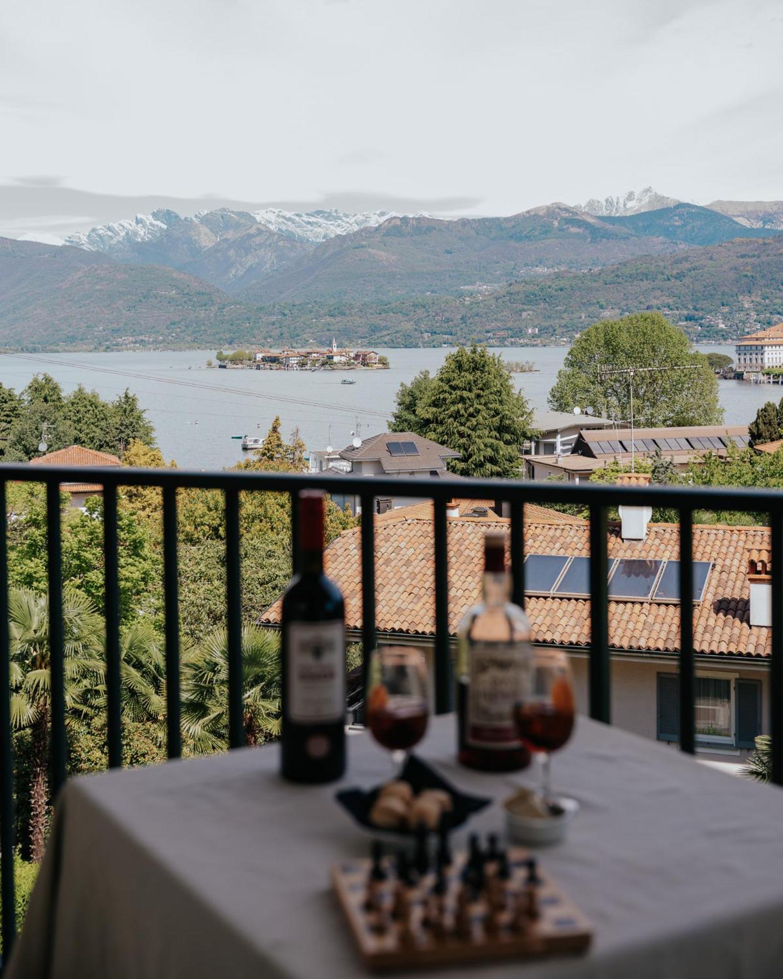 Deluxe Double or Twin Room Lake View