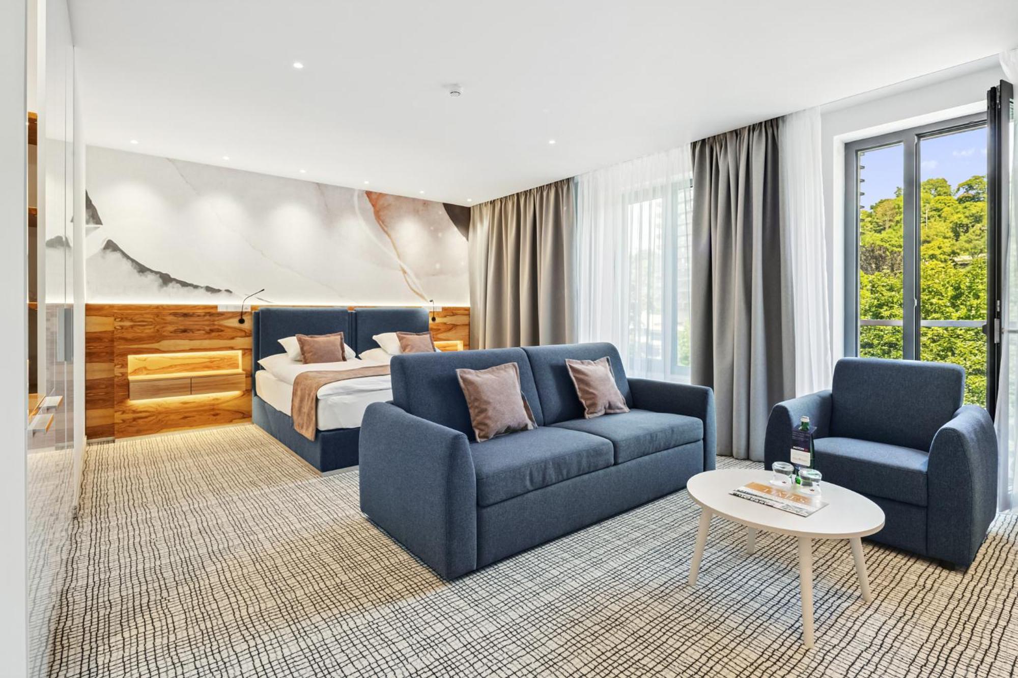 Junior Suite City View