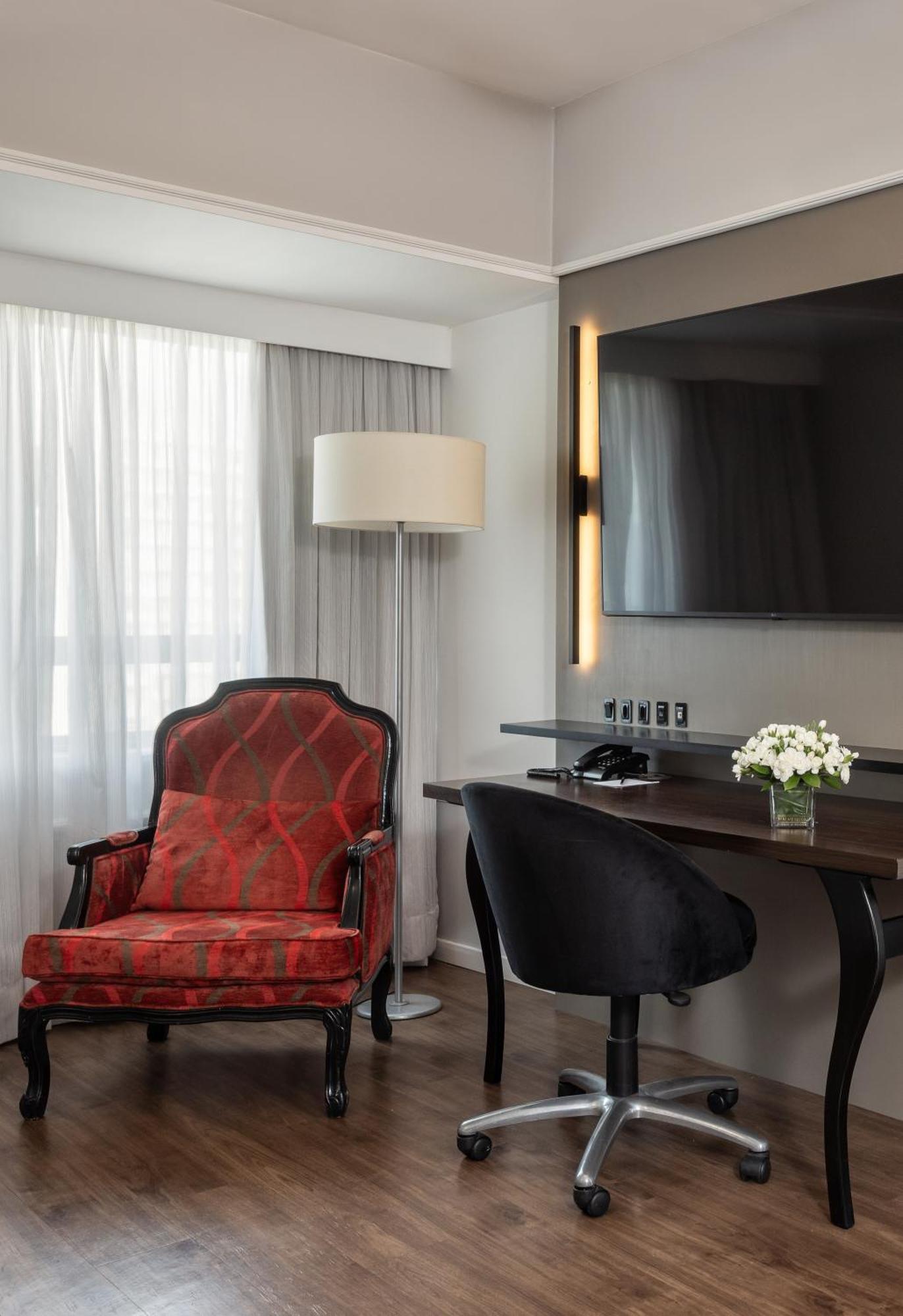 Queen Suite