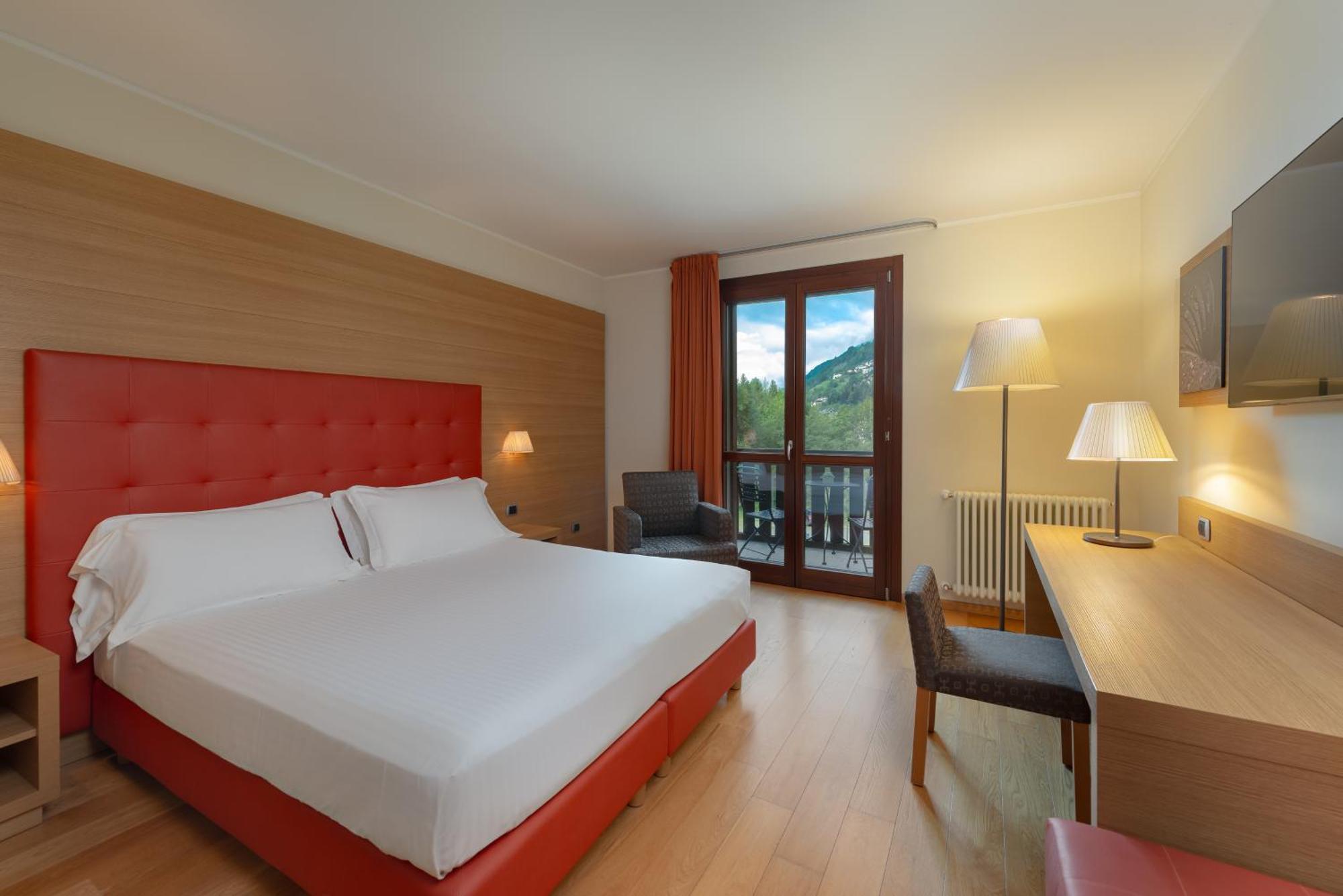 Standard Double or Twin Room Balcony