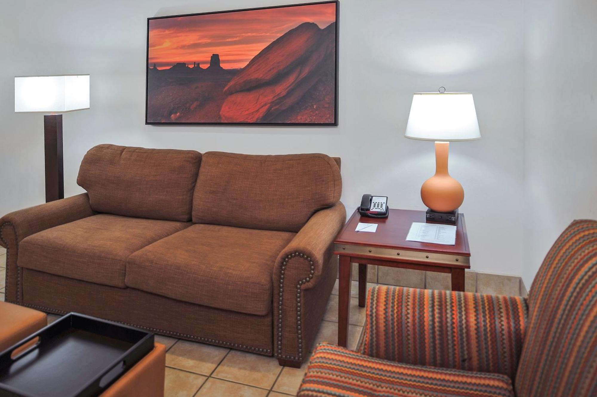 One-Bedroom Deluxe King Suite Balcony or Patio