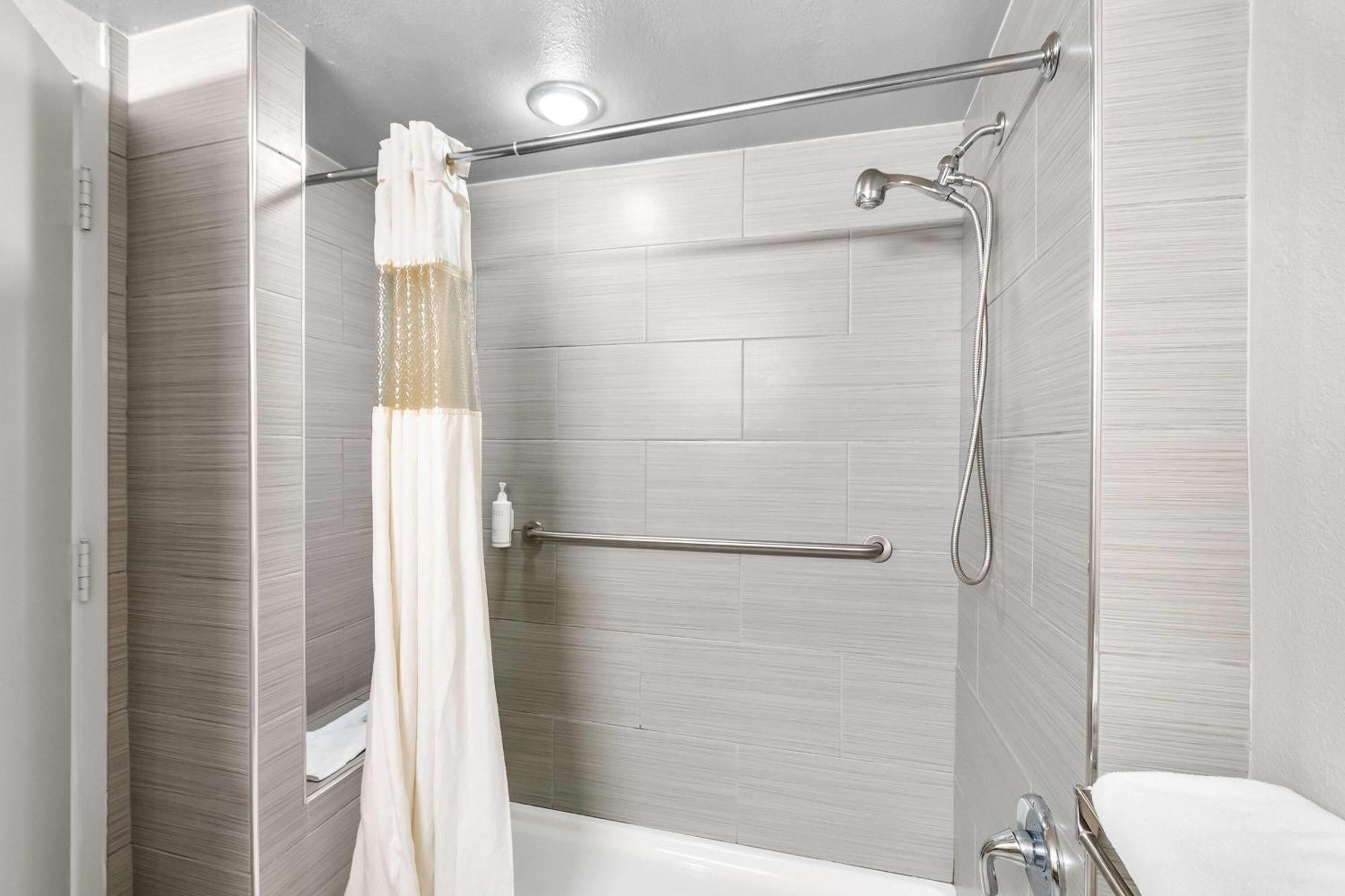 King Room Walk Shower Grab Bars Mobility Accessible or Non-Smoking