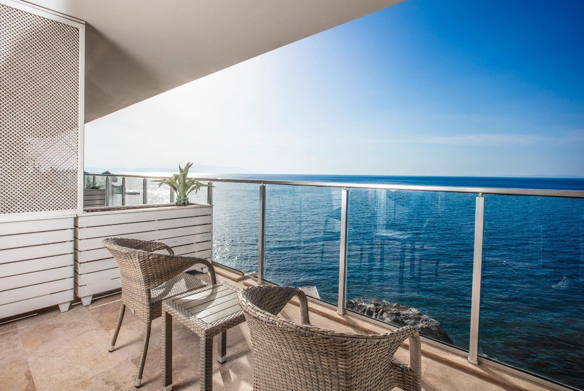 Superior Double or Twin Room Sea View