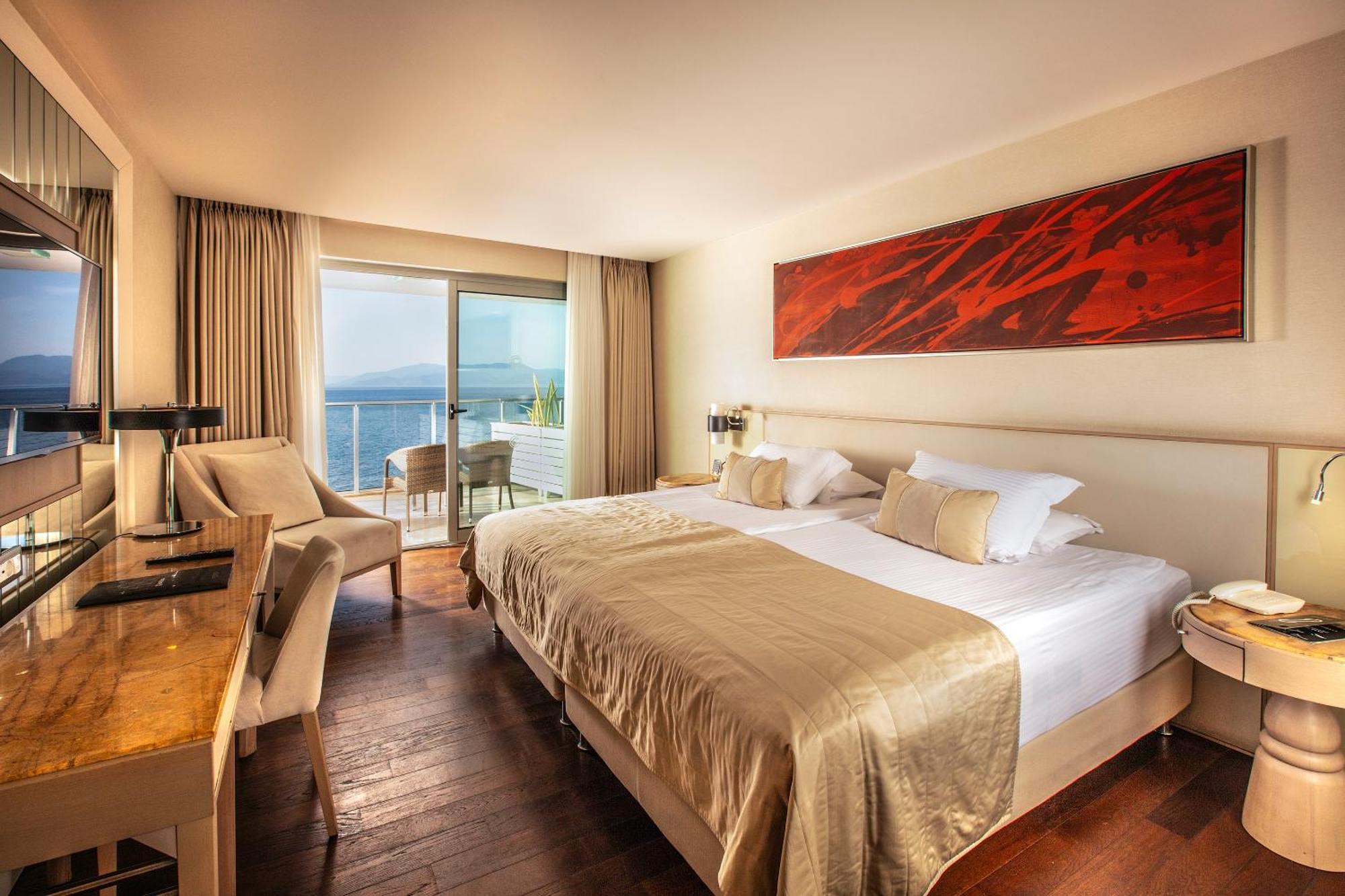 Superior Double or Twin Room Sea View