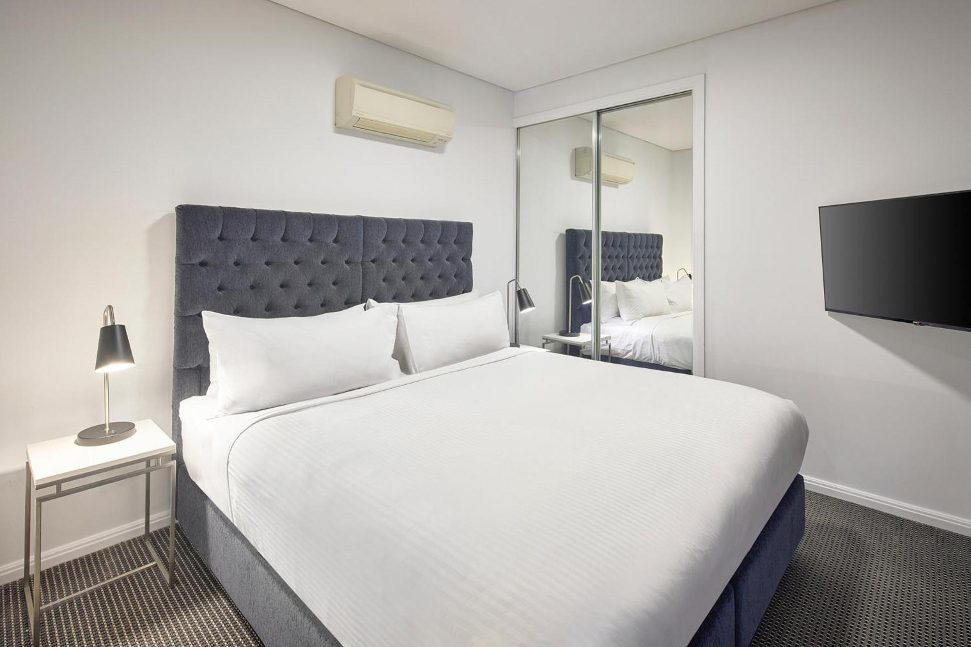 One-Bedroom Balcony Suite,1730040904:JPEG