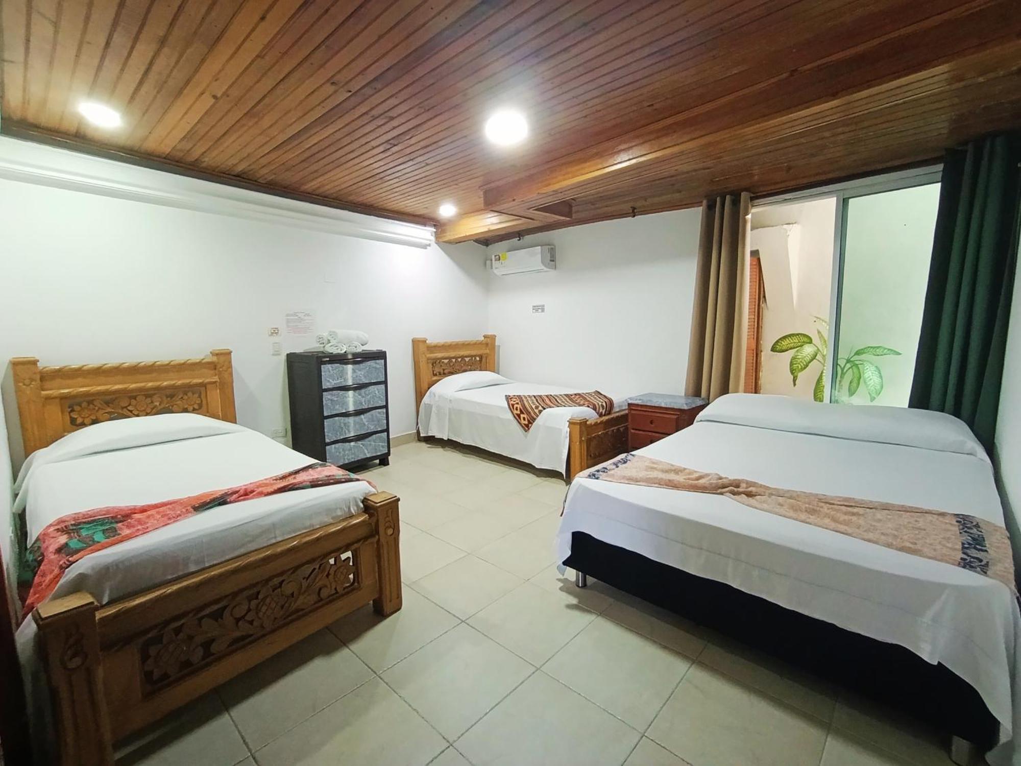 Quadruple Room Private Bathroom