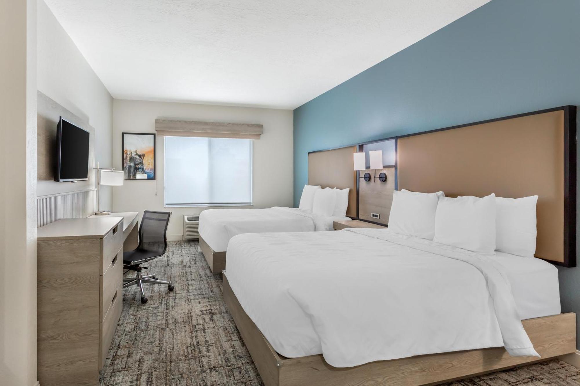 Queen Room Two Queen Beds Pet Friendly or Non-Smoking