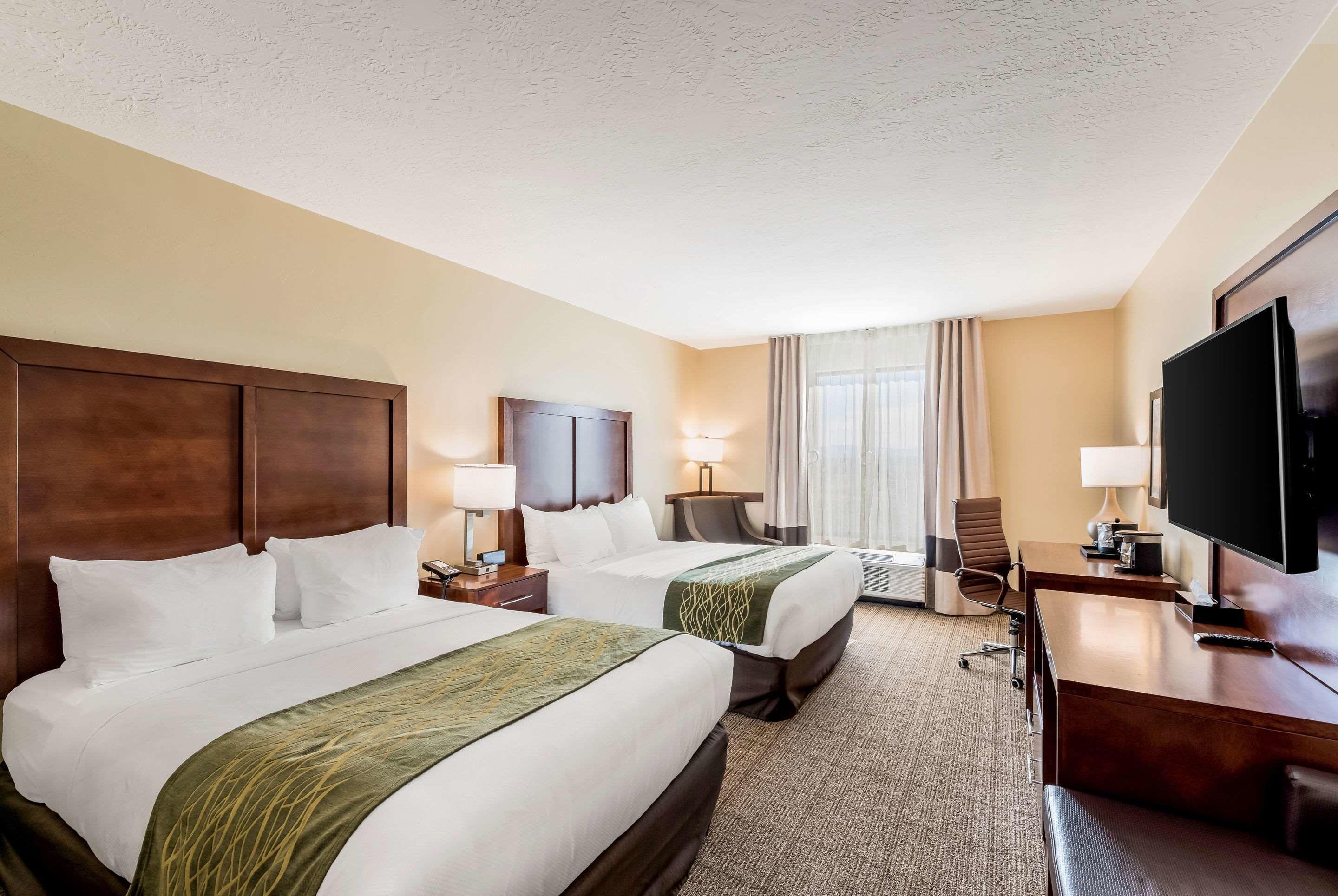 Queen Room Two Queen Beds Accessible or Non-Smoking