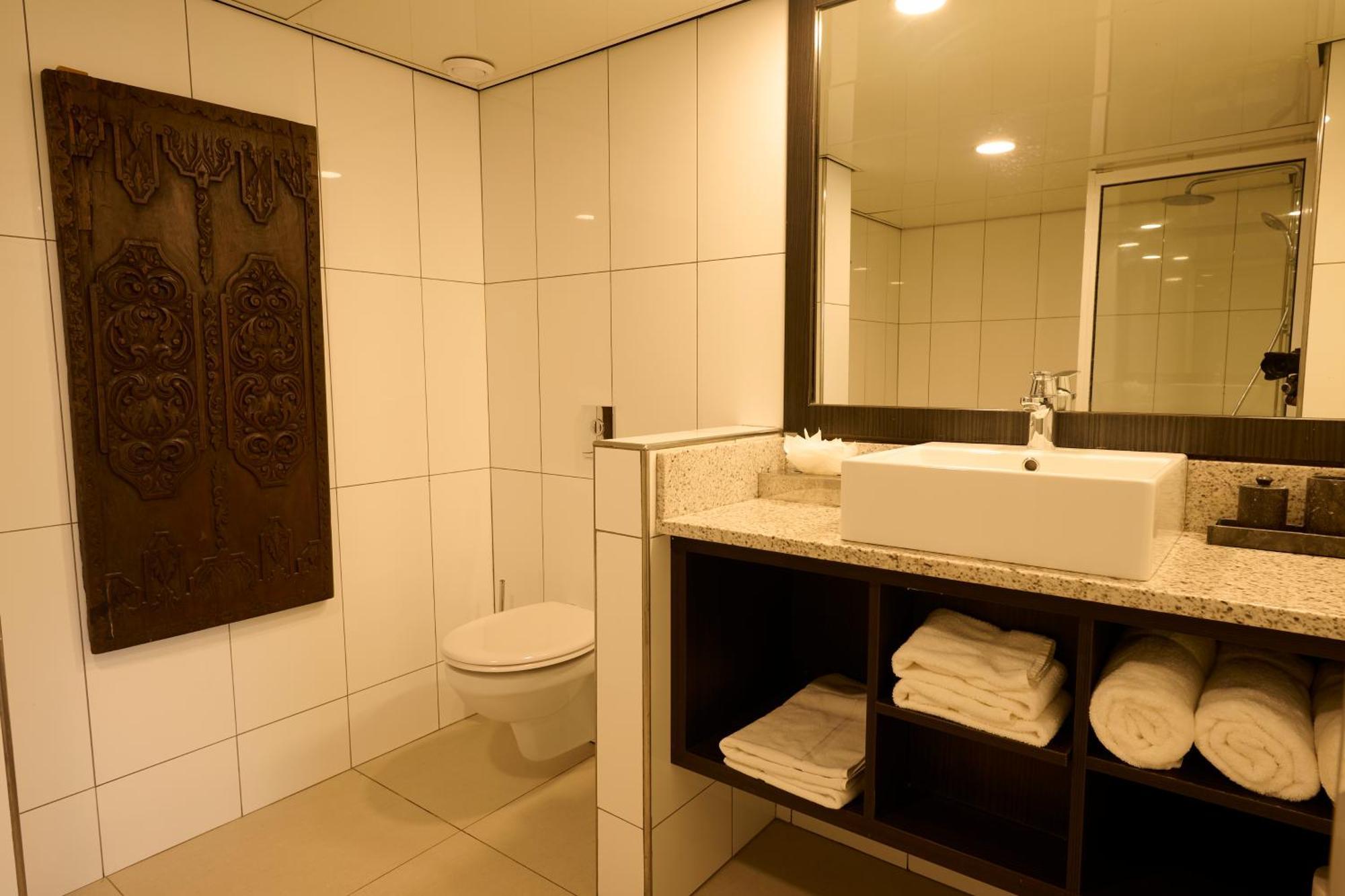 Standard King Room