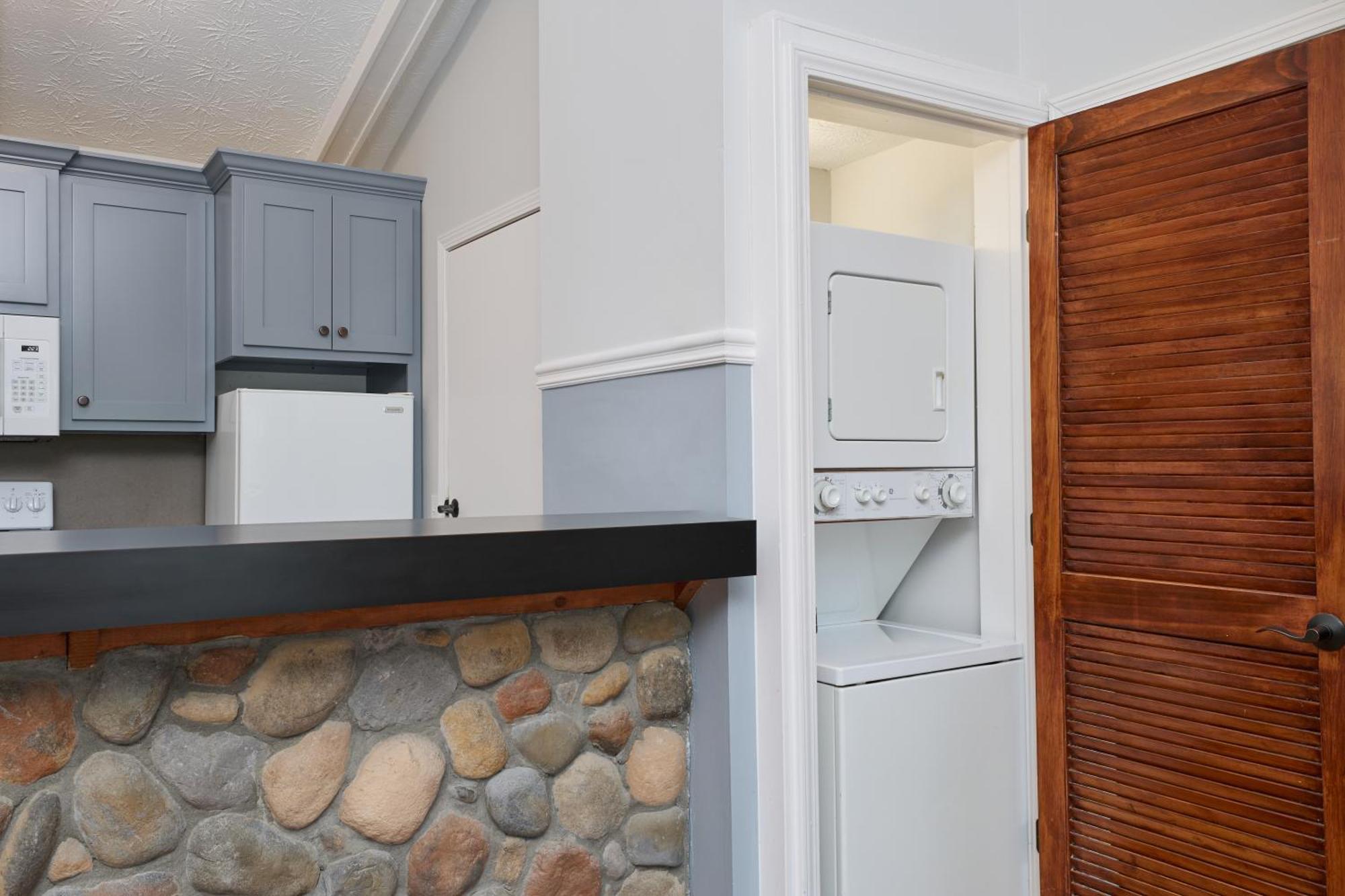 Two Bedroom Cottage,1731396917:JPEG
