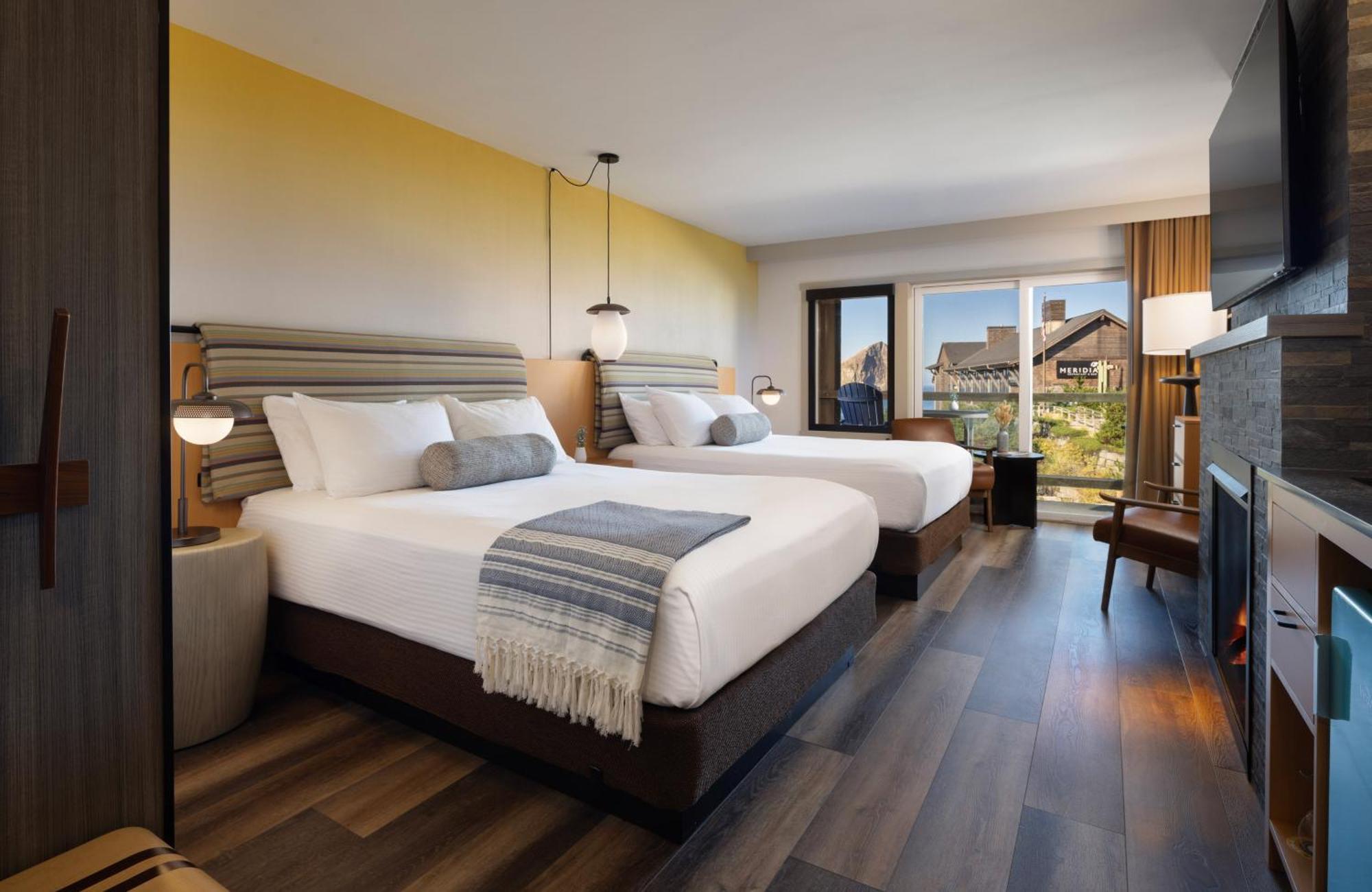 Queen Room Two Queen Beds Pet Friendly