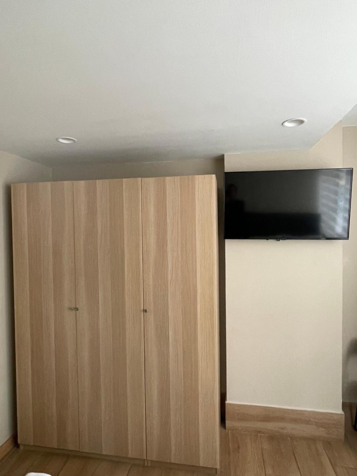 Triple Room Bathroom