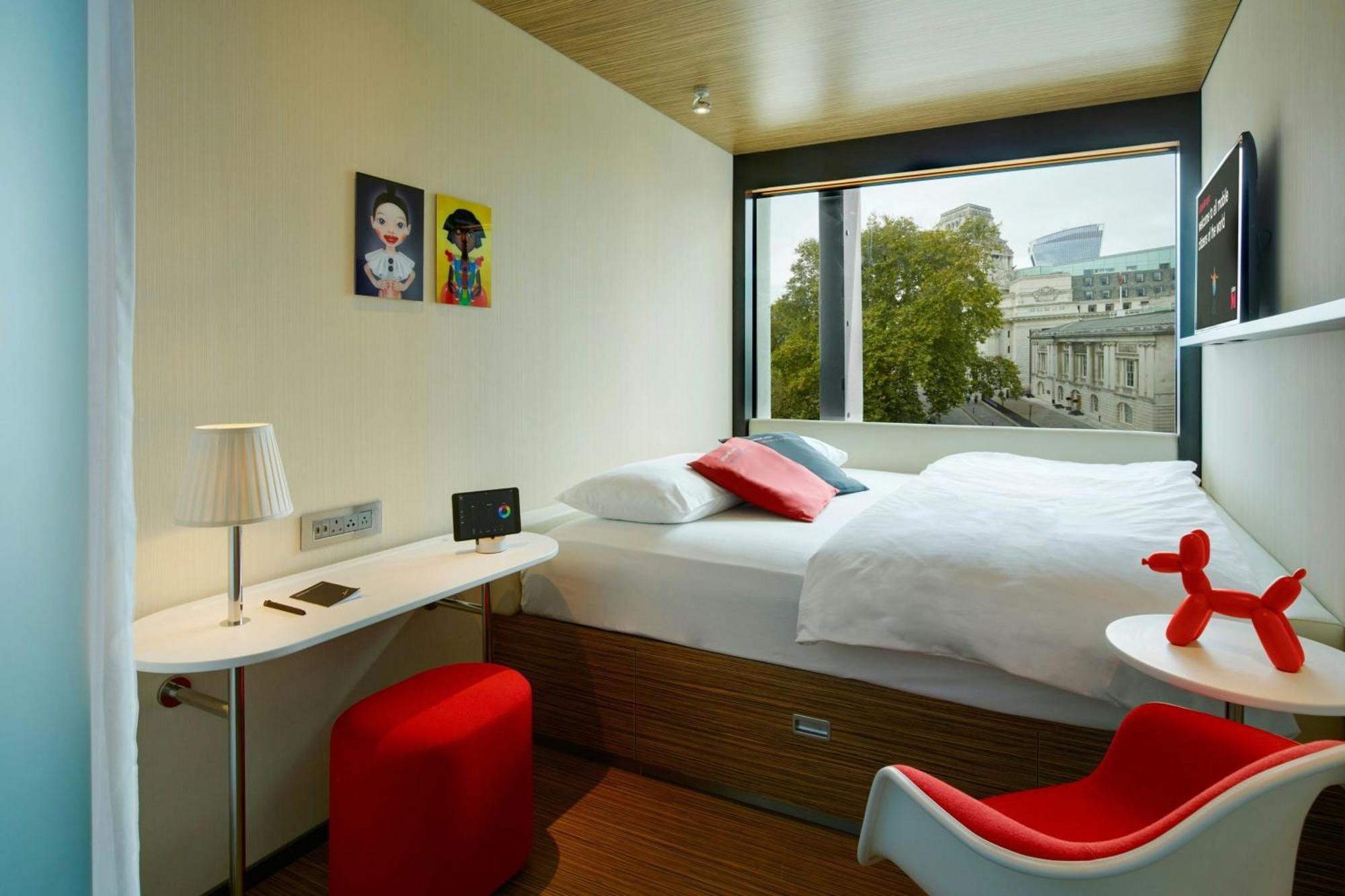 King Room,1731473975:JPEG