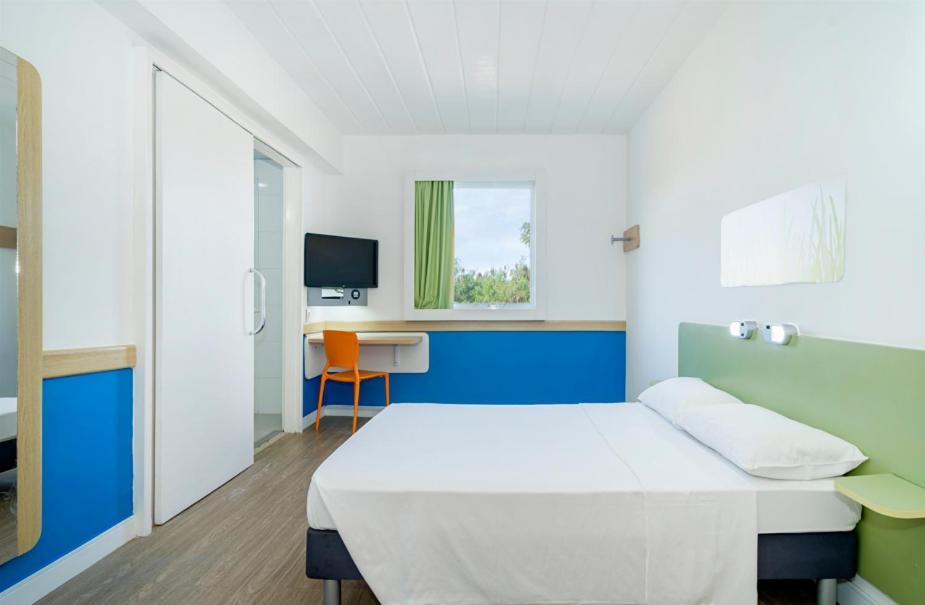 Triple Apartment