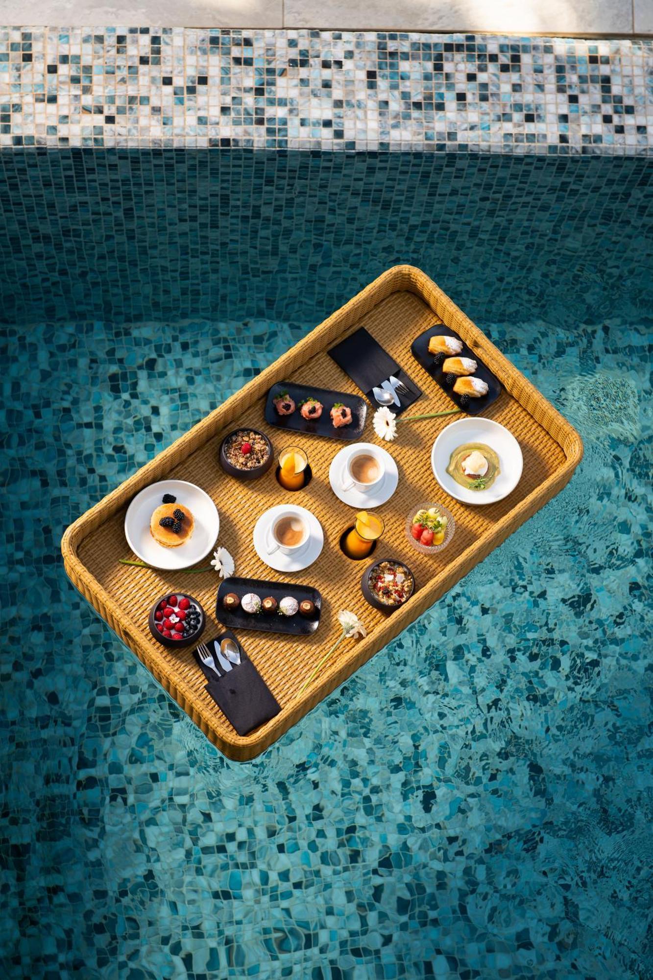 Superior Room Plunge Pool & Pool View