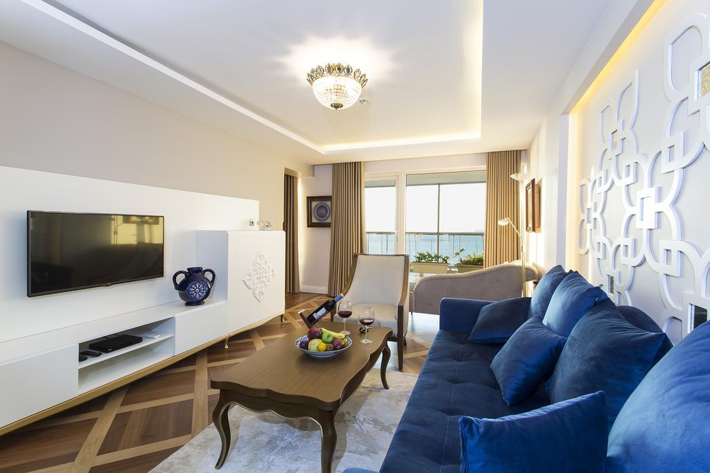 Executive Suite,1593643595:JPEG