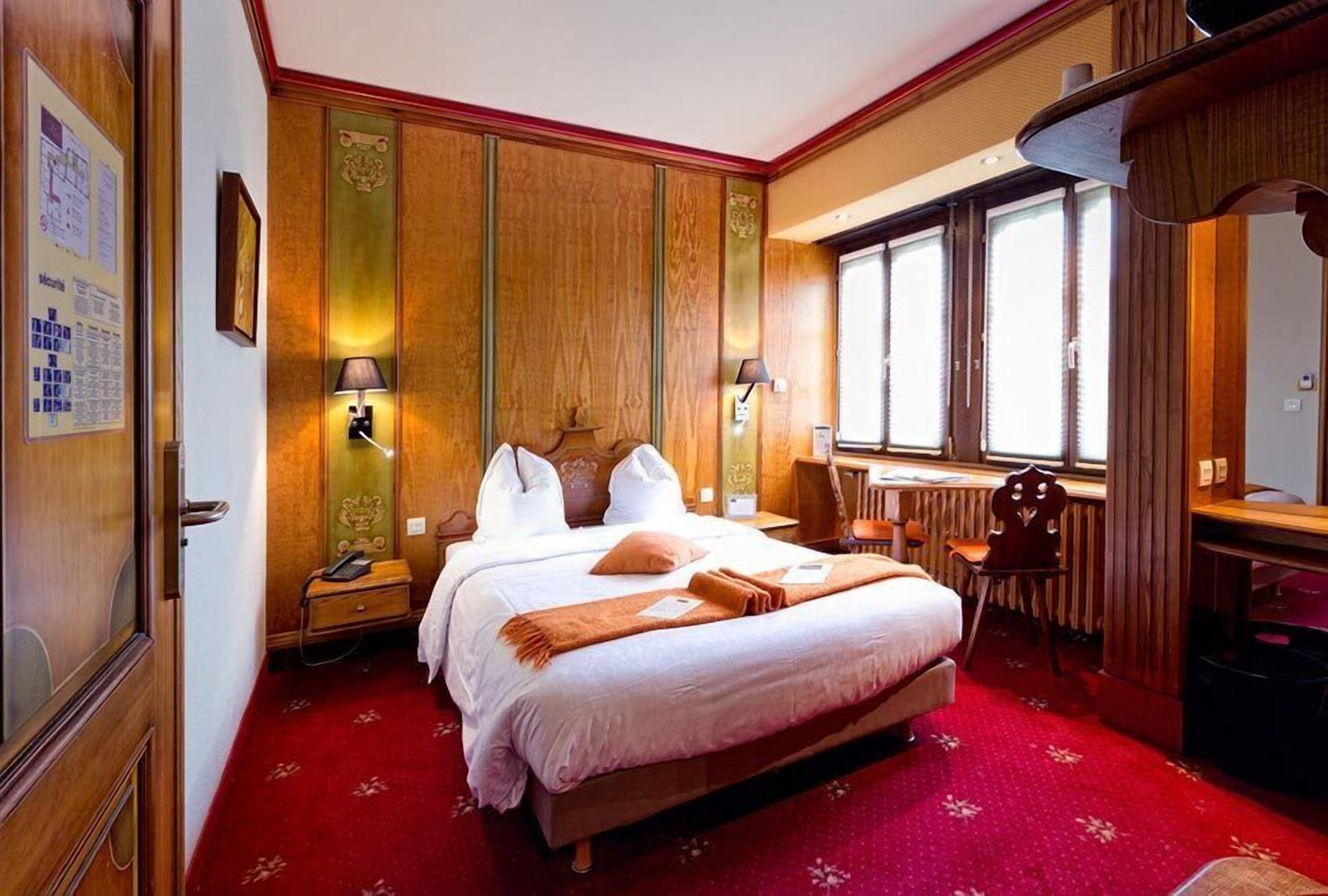 Traditional Room