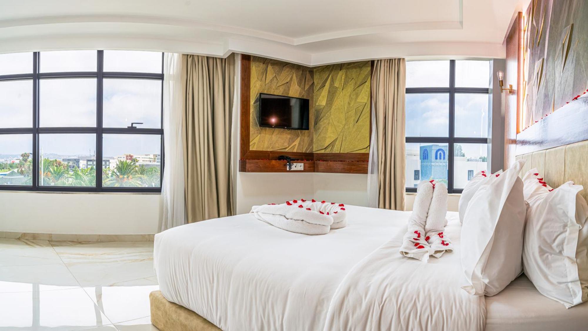 Deluxe Queen Room
