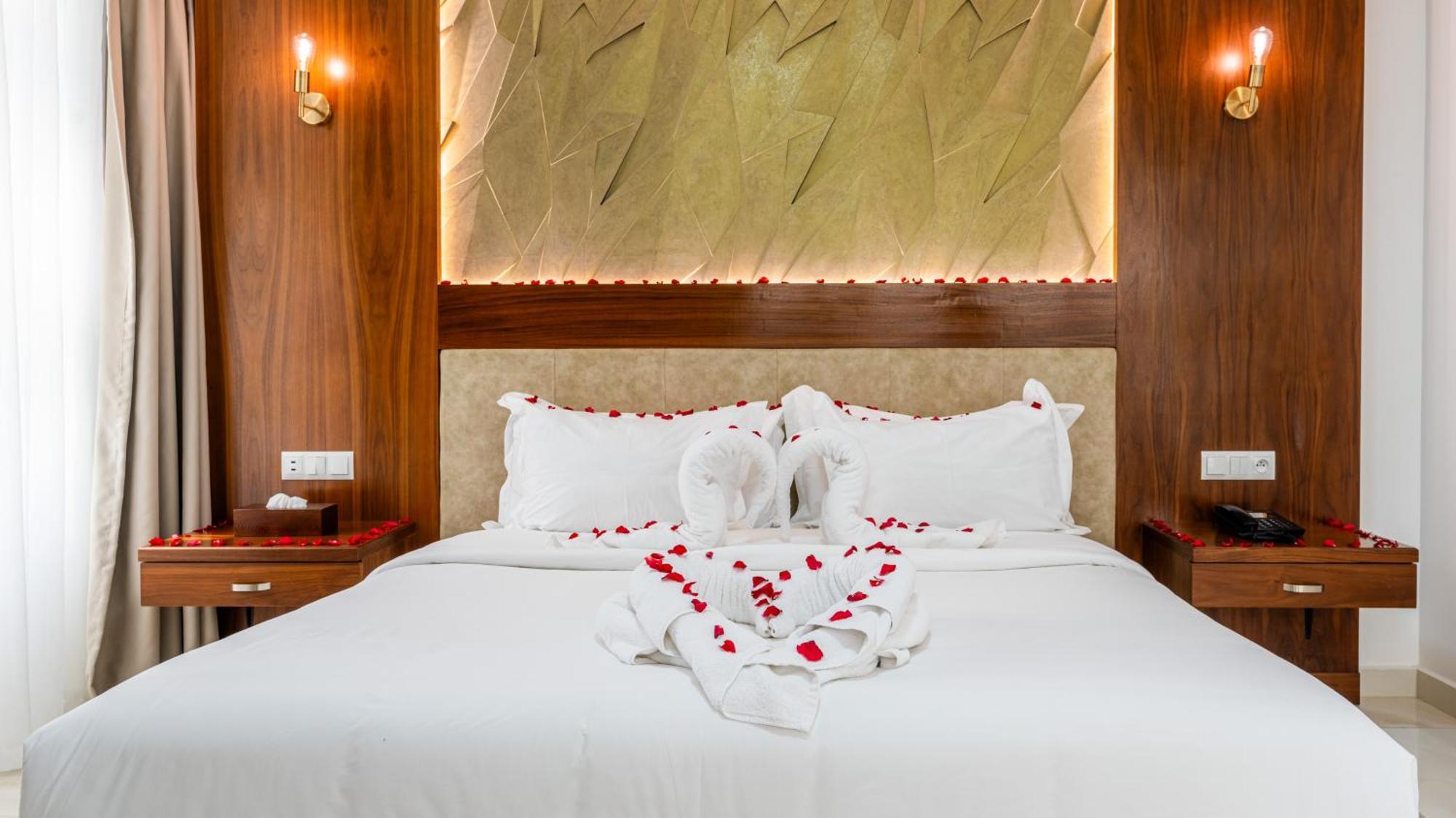 Deluxe Queen Room