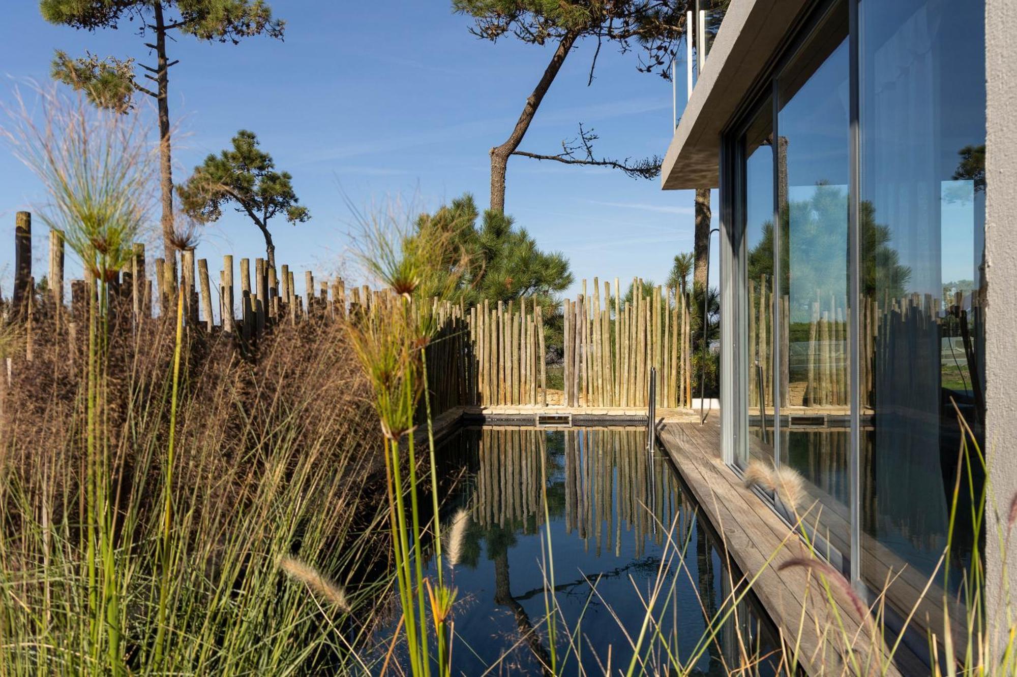 Villa com Piscina