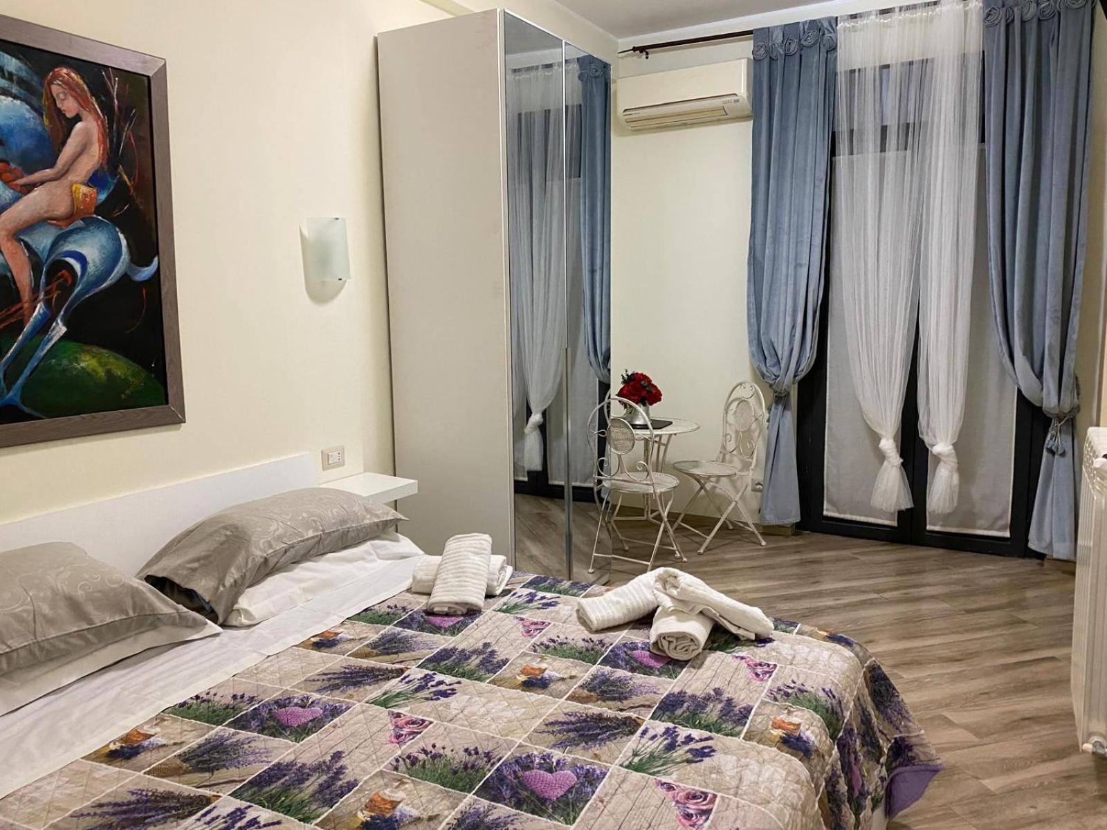 Large Double Room
