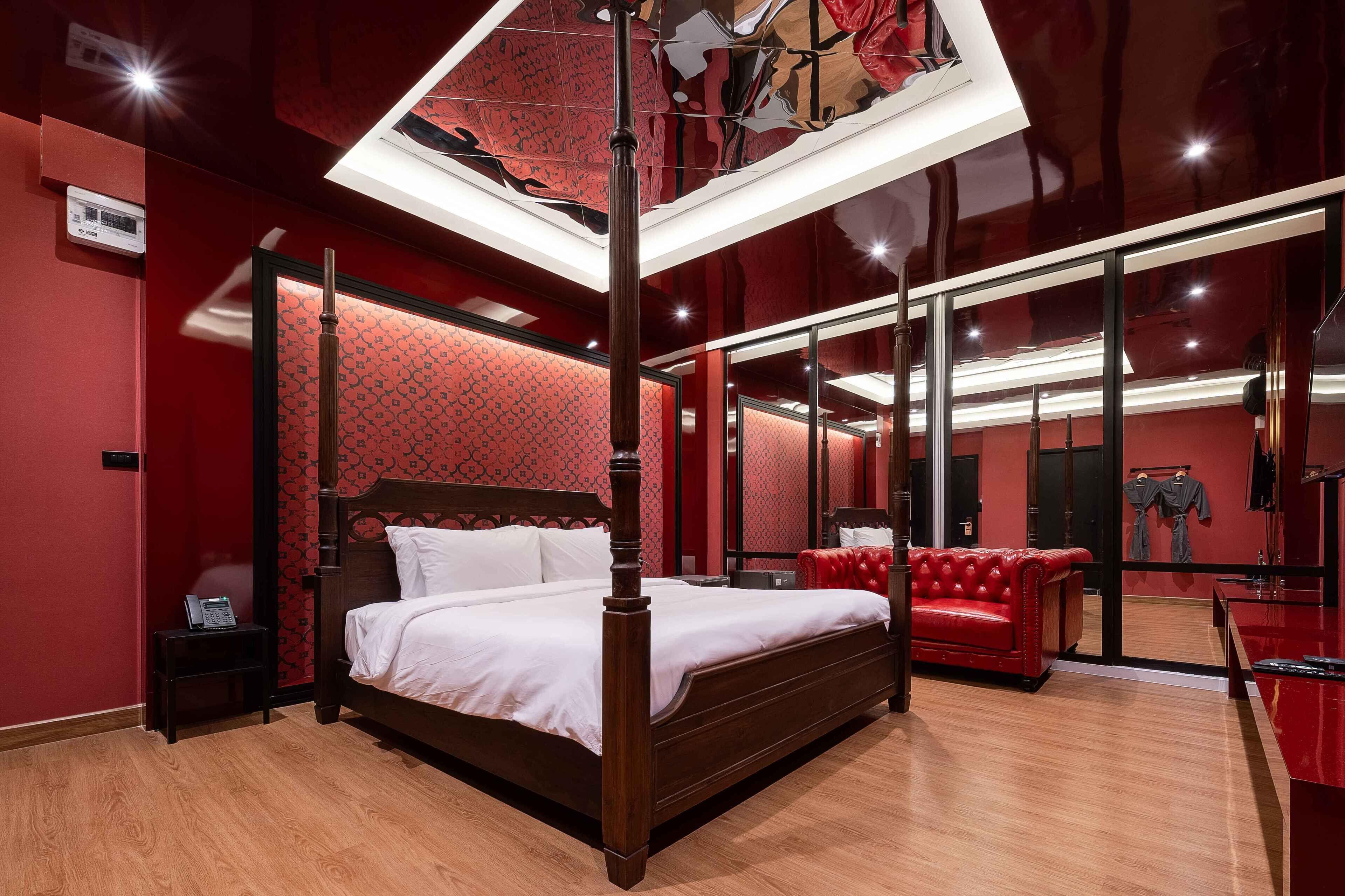 Executive Suite