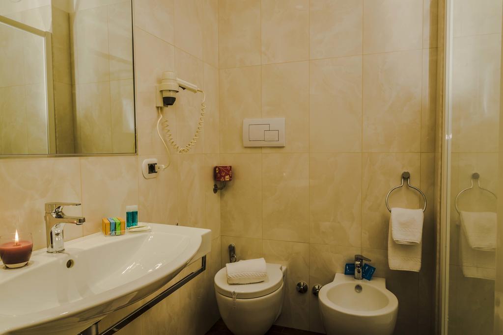 Economy Single Room