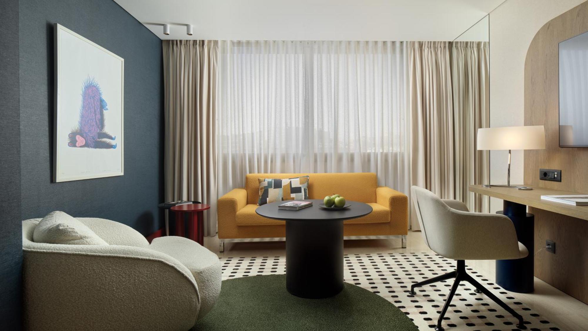 One-Bedroom King Suite,1742598727:JPEG