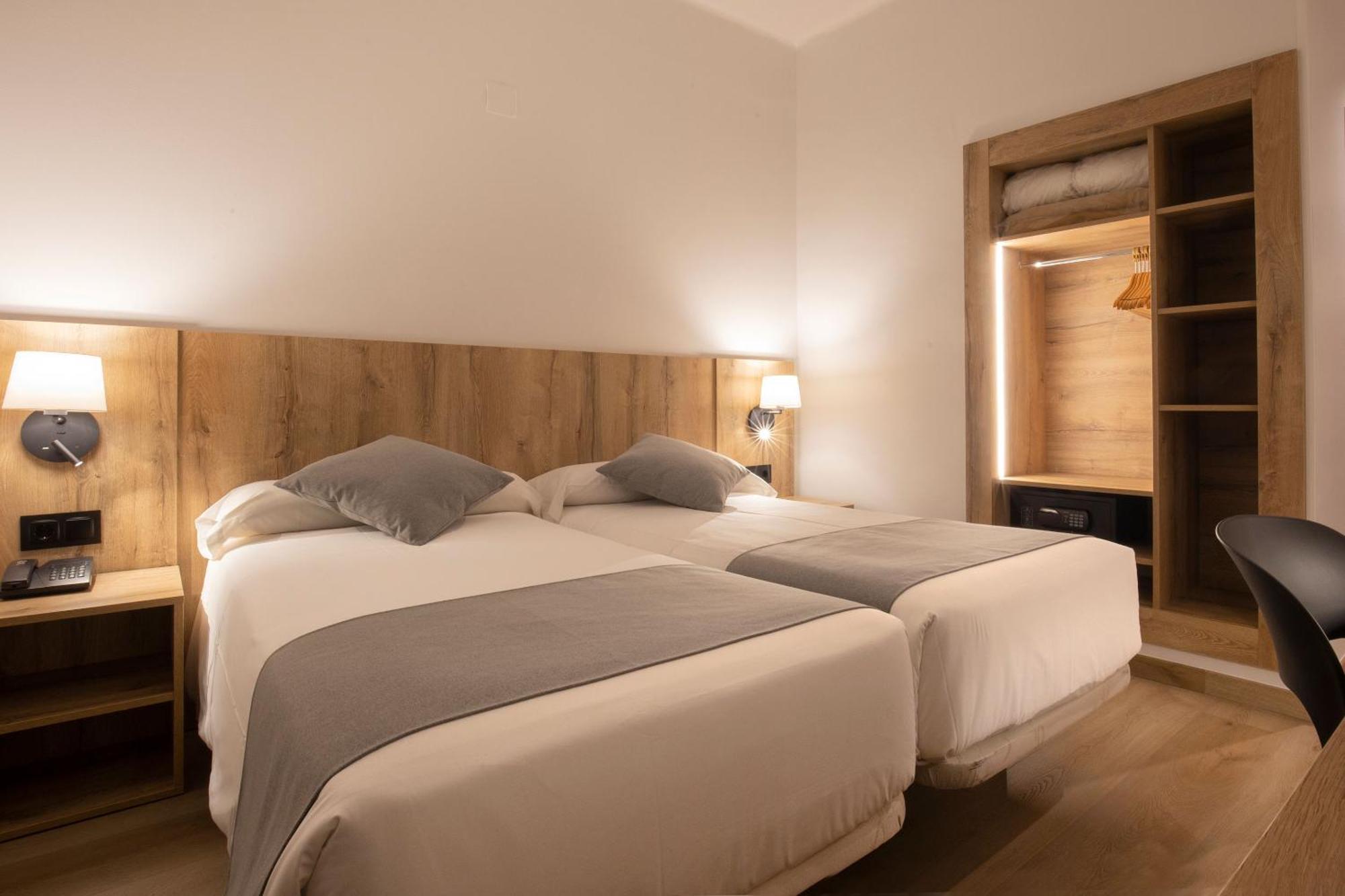 Interior Double Room