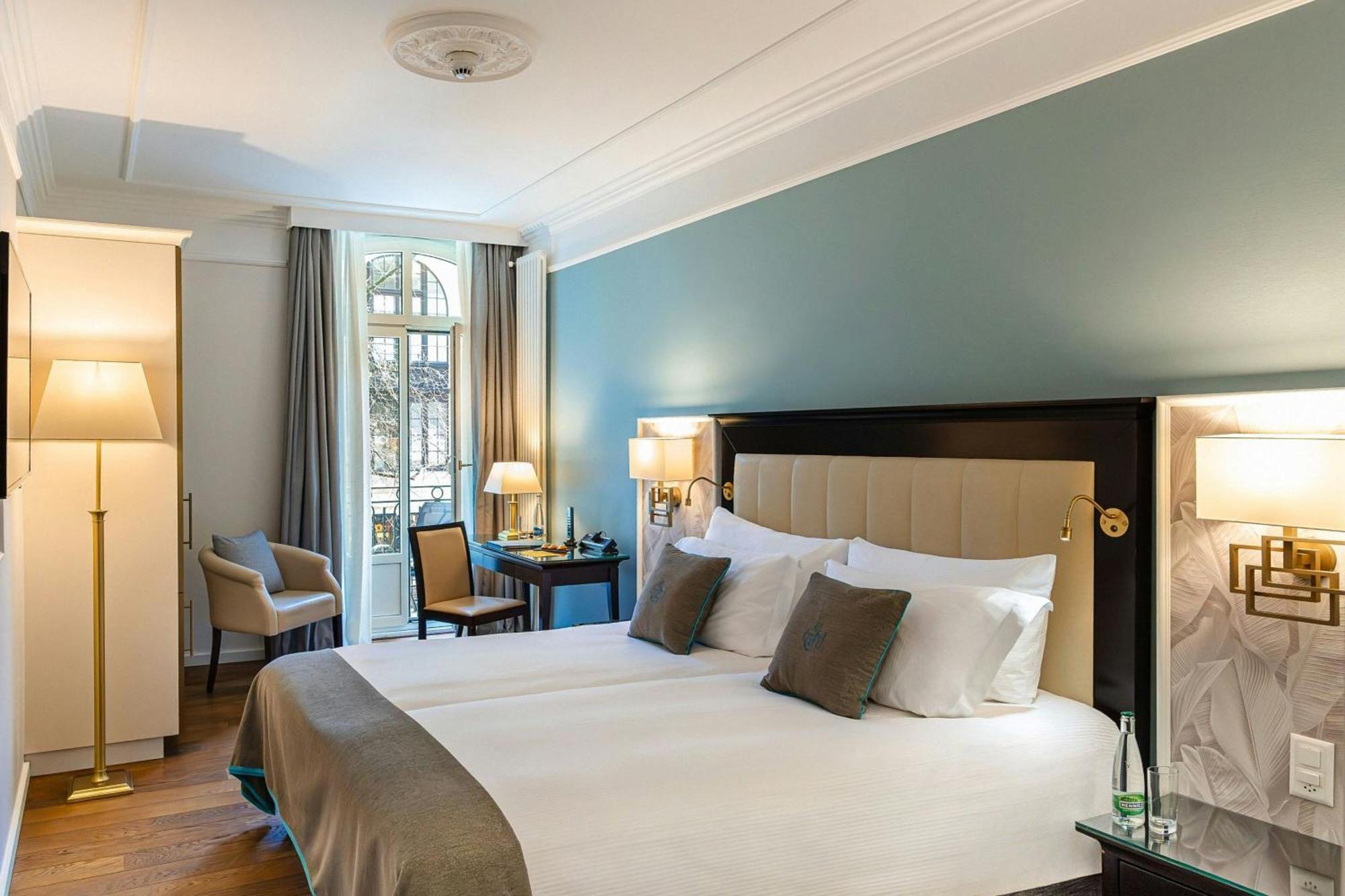Superior Twin Room City View