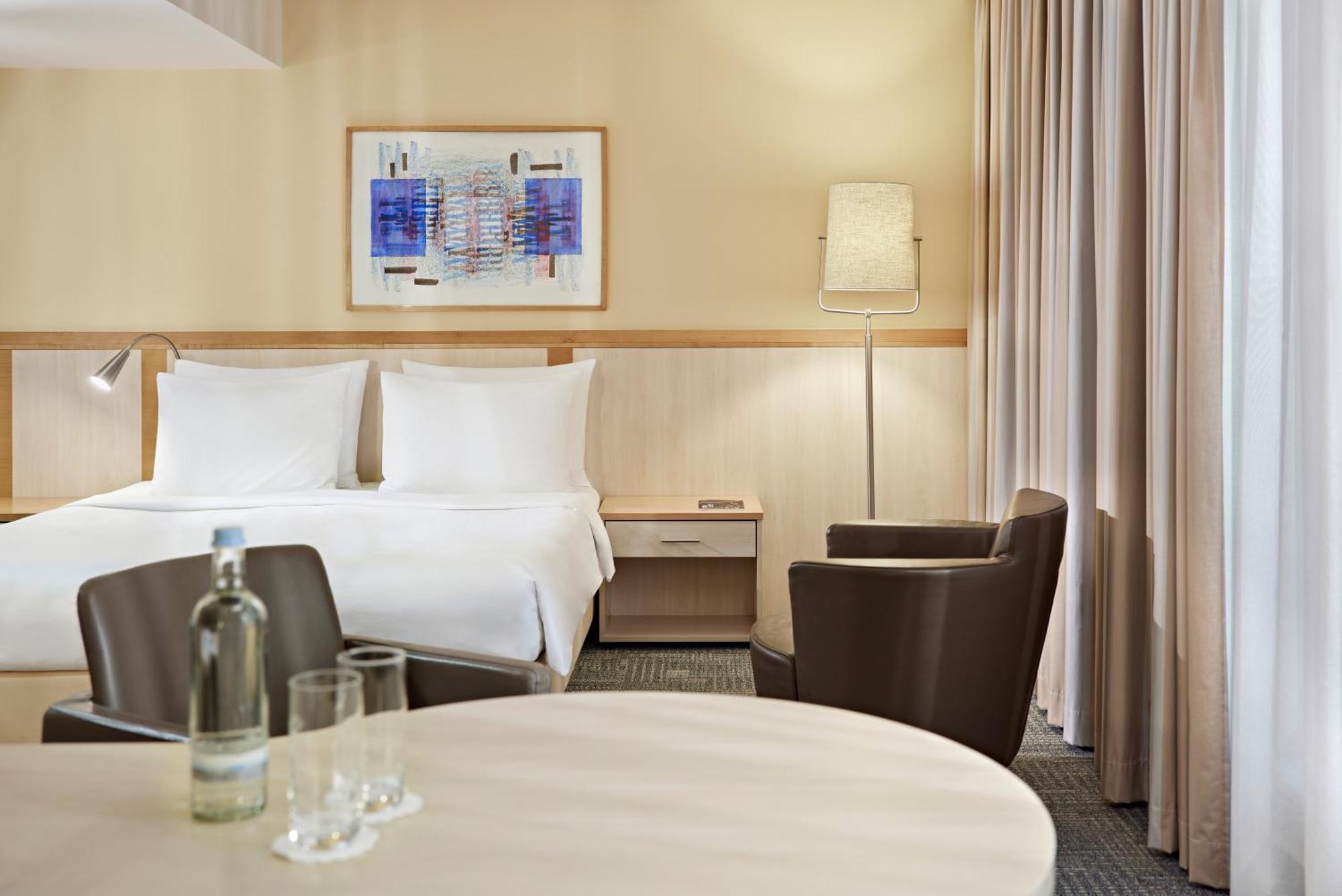 Deluxe Queen Room Balcony