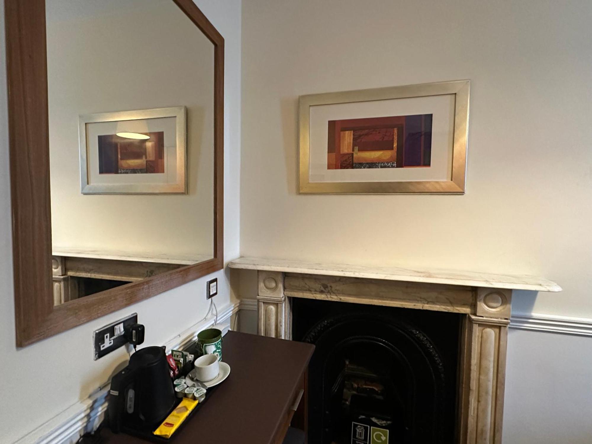 Queen Room,1739373118:JPEG