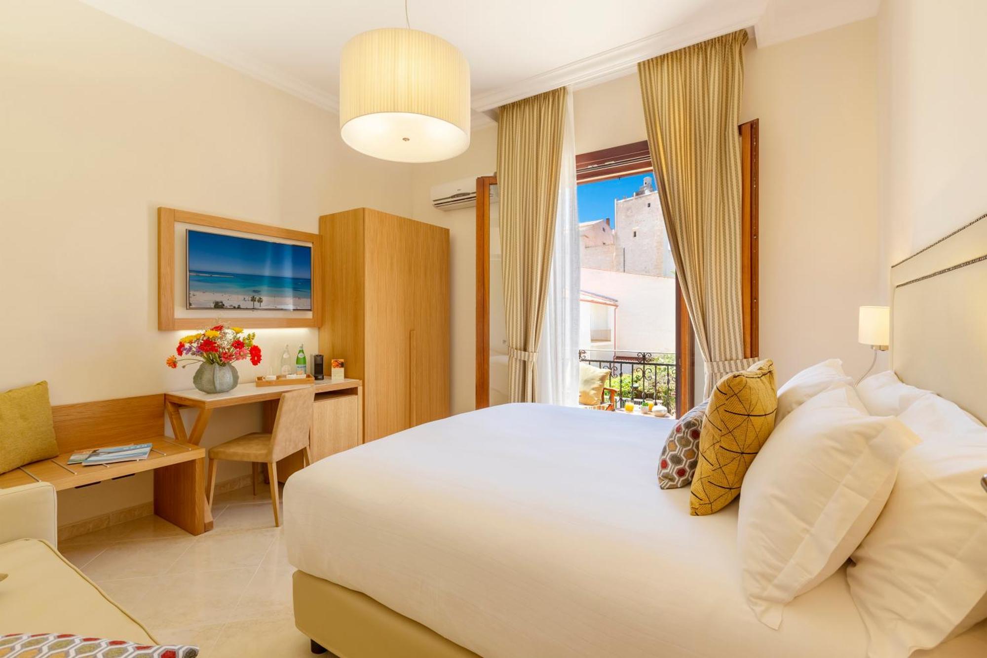 Comfort Triple Room
